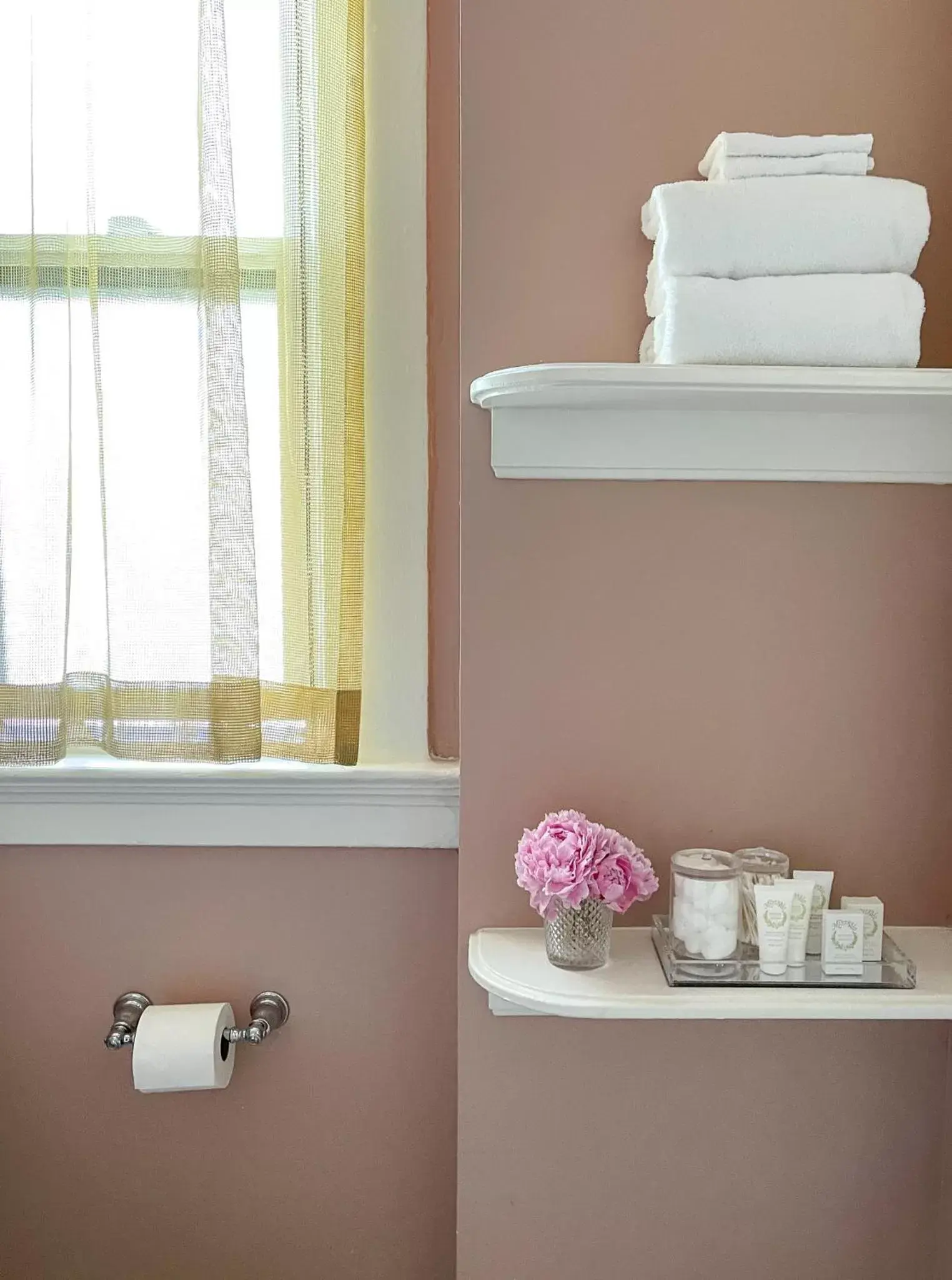 Bathroom in Petite Auberge