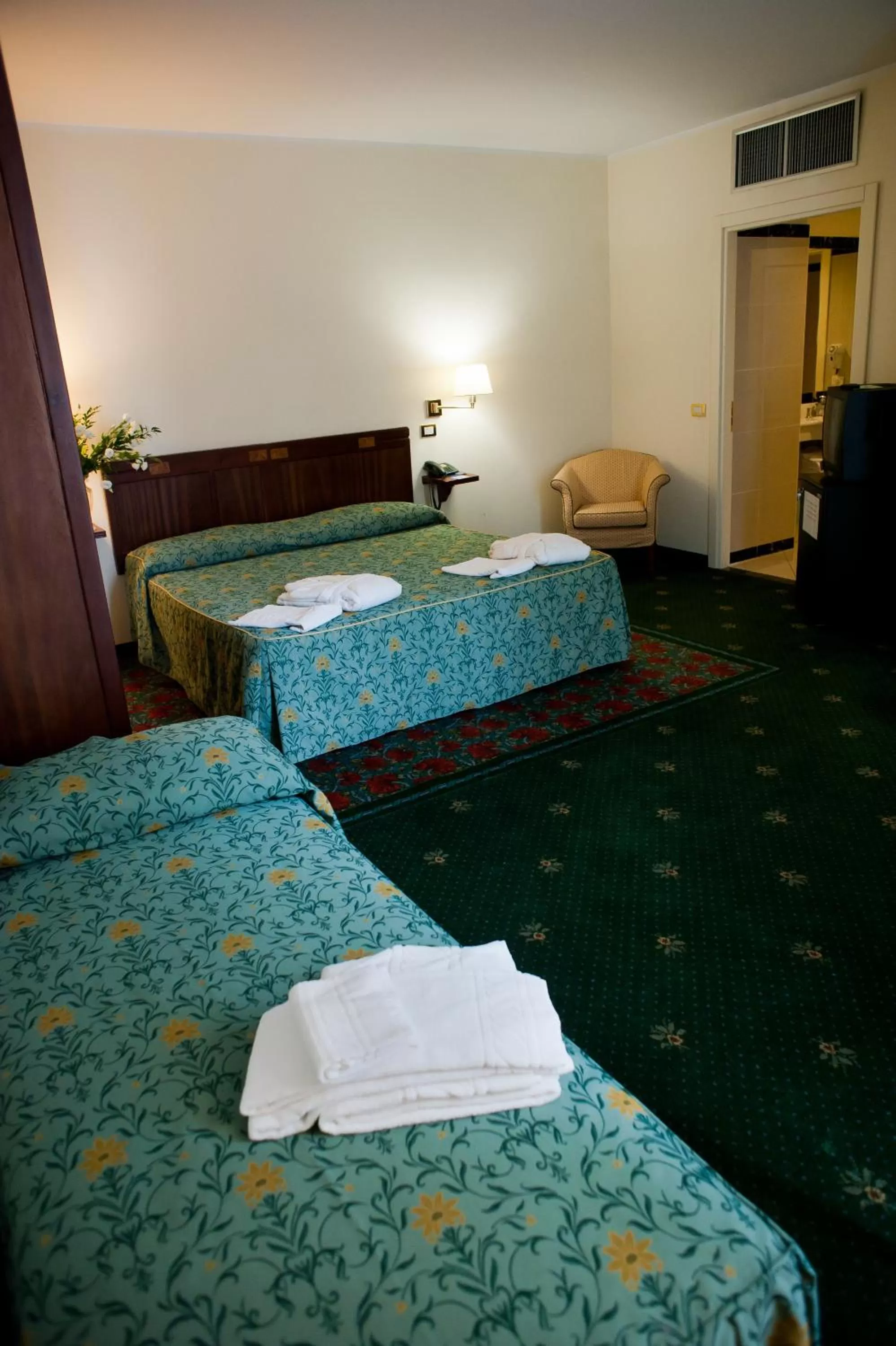 Photo of the whole room, Bed in Hotel Candiani