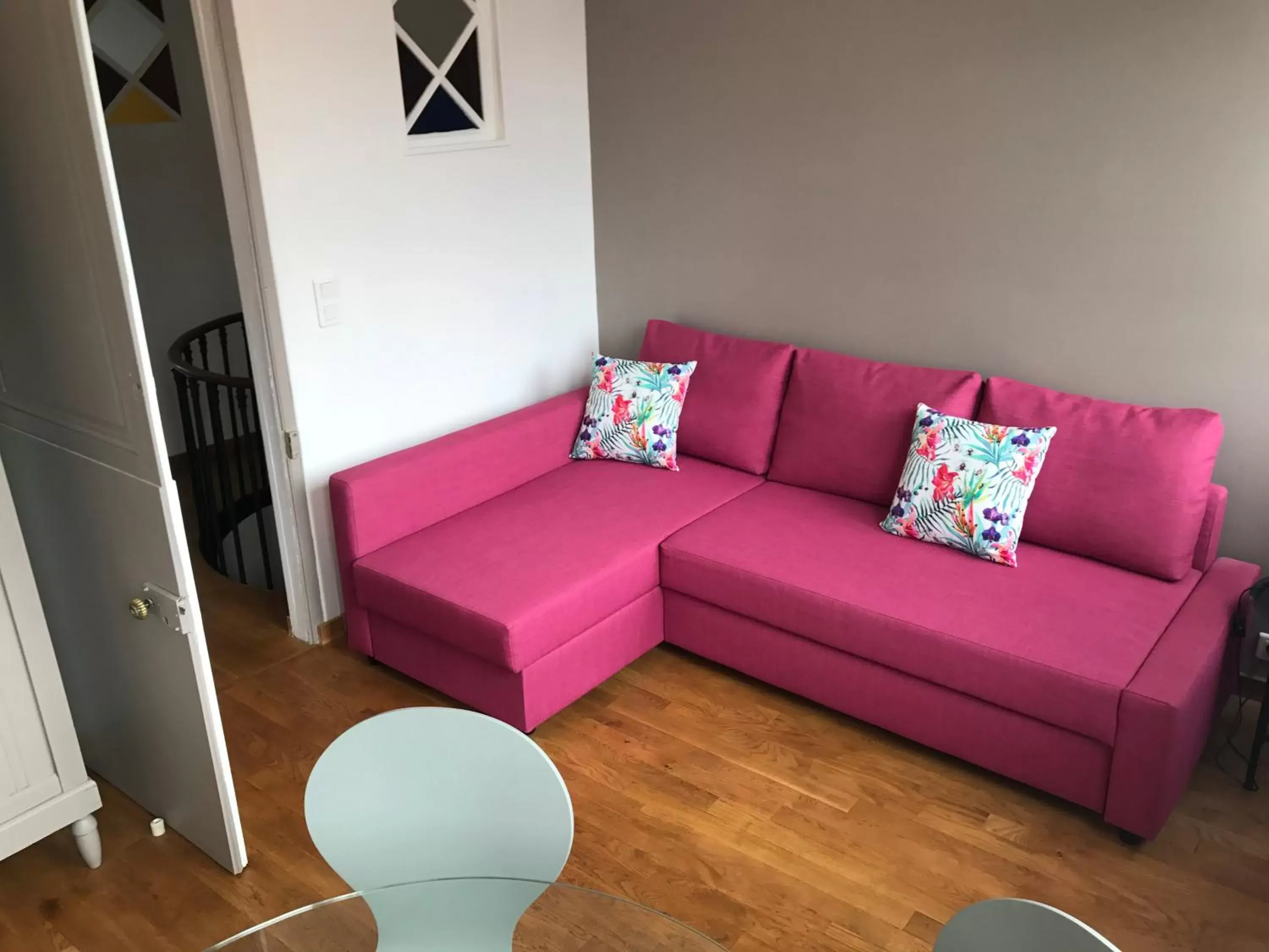 Bed, Seating Area in Chambres d'hôtes Les Perce Neige