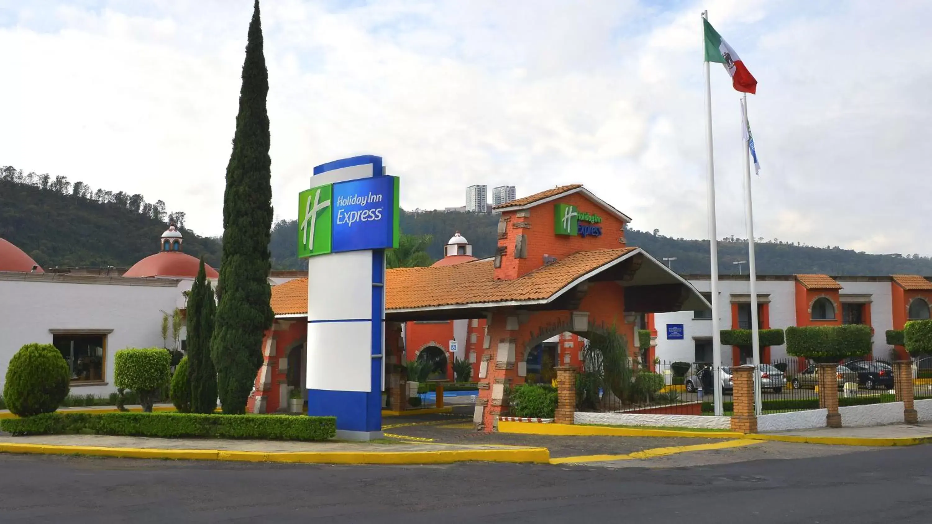 Property building in Holiday Inn Express Morelia, an IHG Hotel