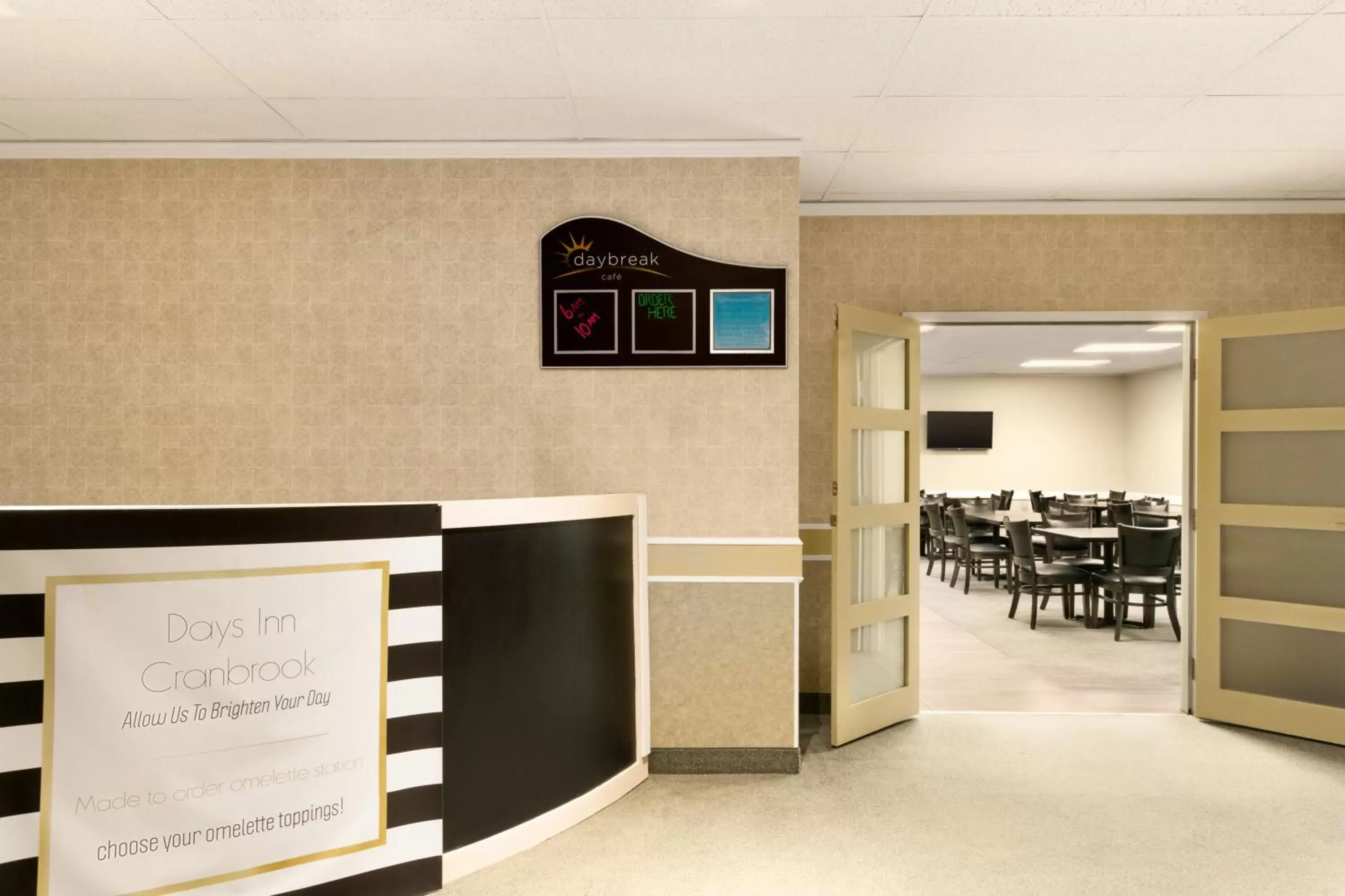 Lobby or reception in Days Inn by Wyndham Cranbrook Conference Centre