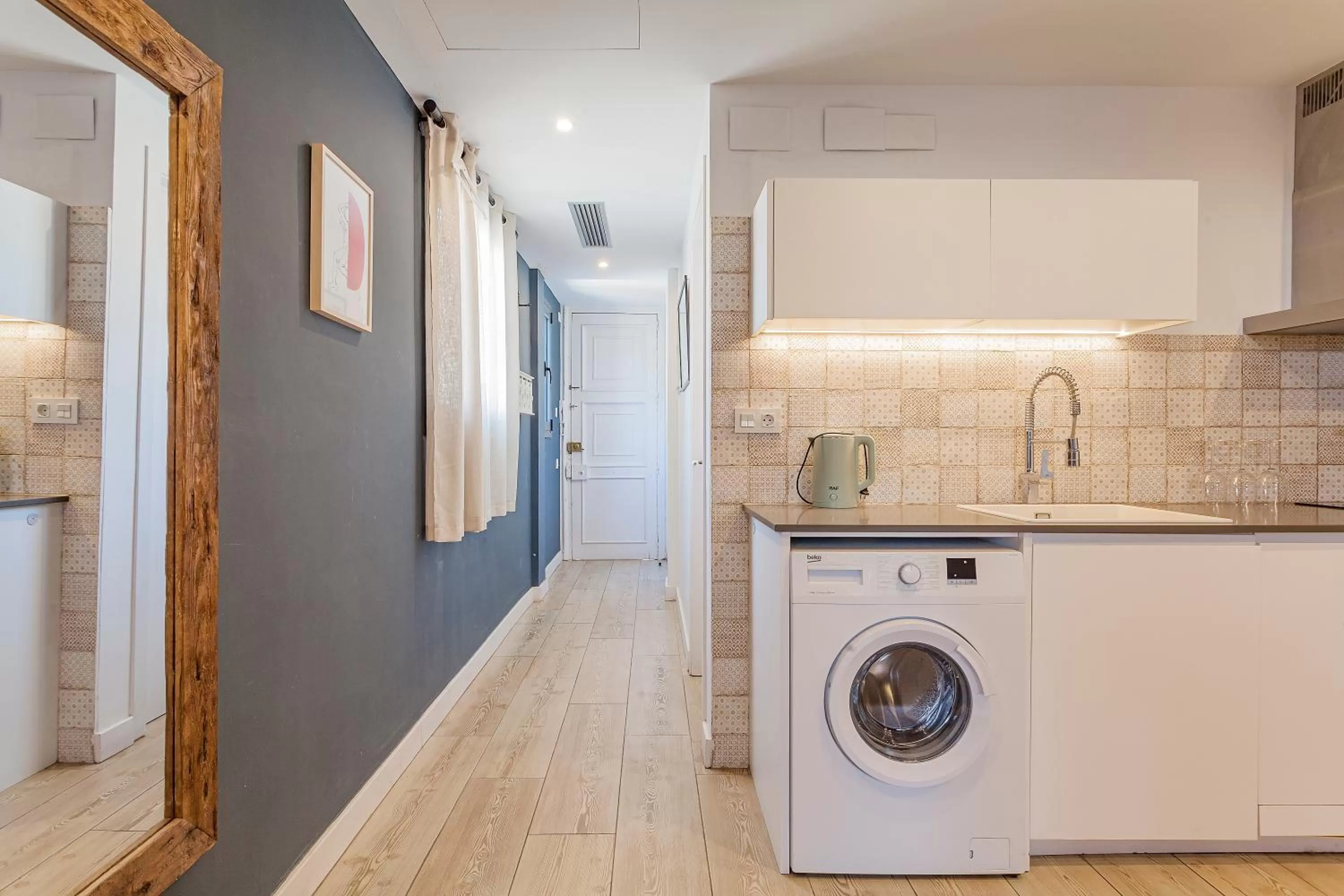 Kitchen or kitchenette in Bird House