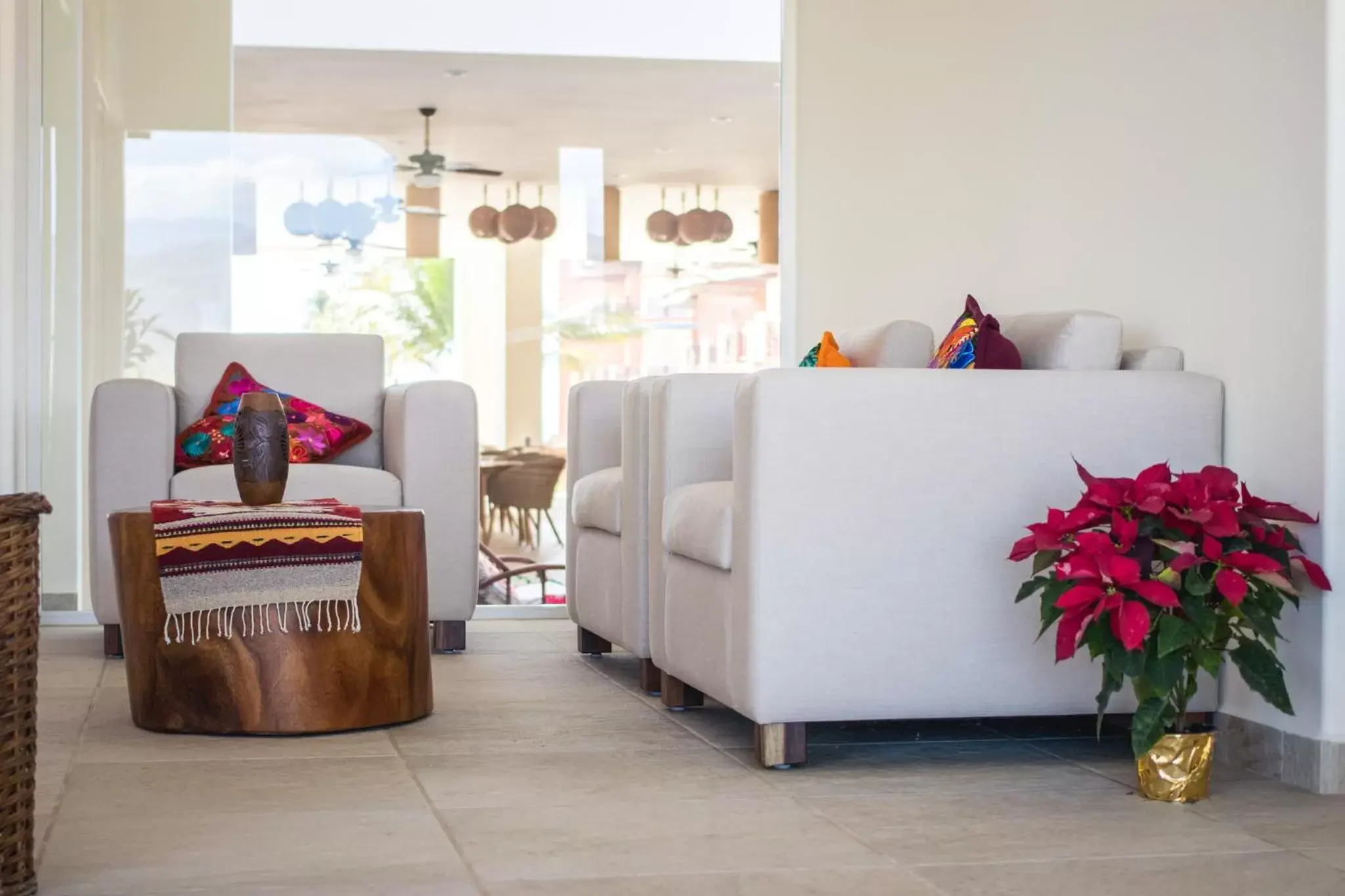 Lobby or reception, Seating Area in Vivo Resorts