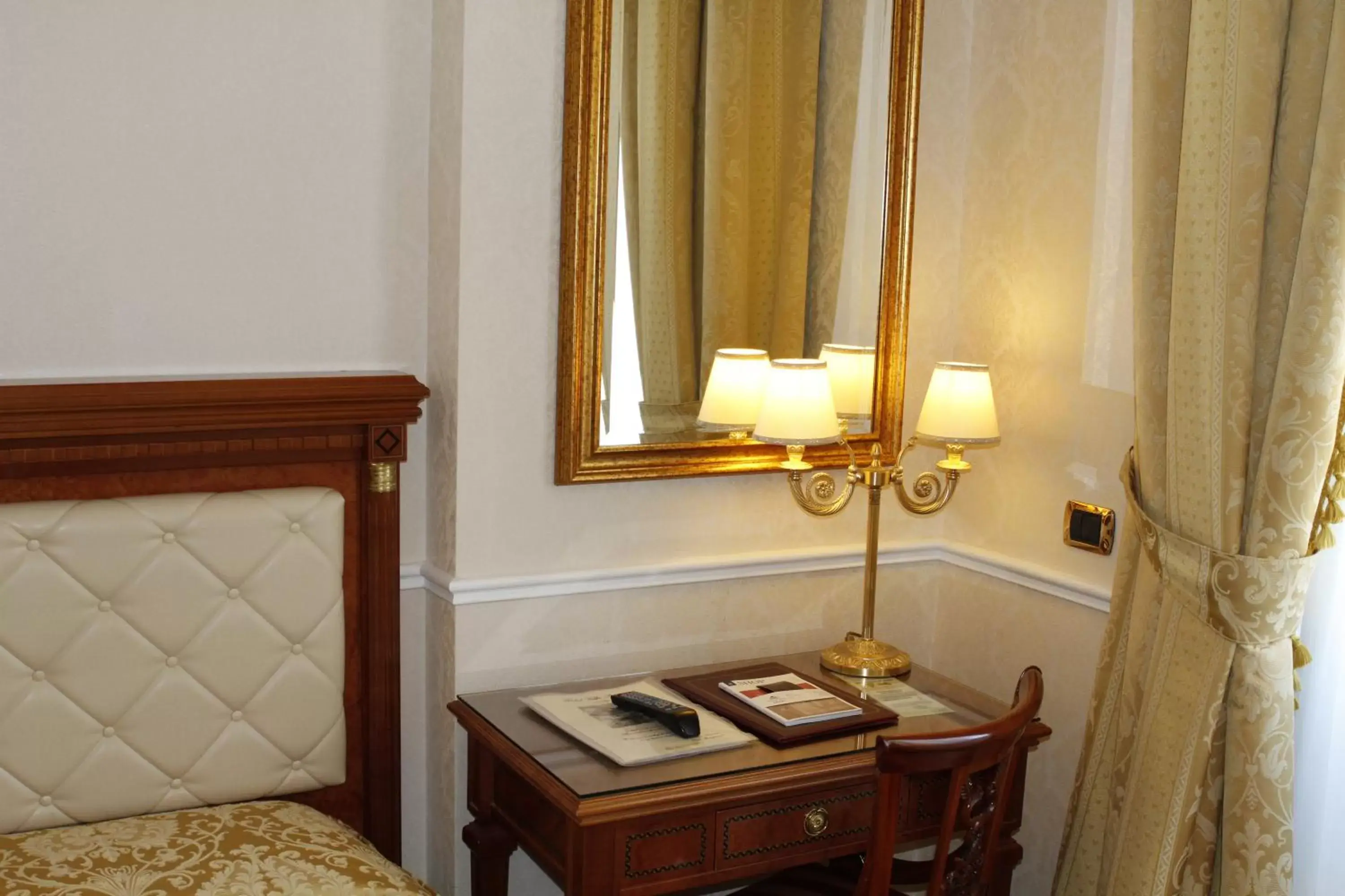 Seating area in Hotel Villa Pinciana