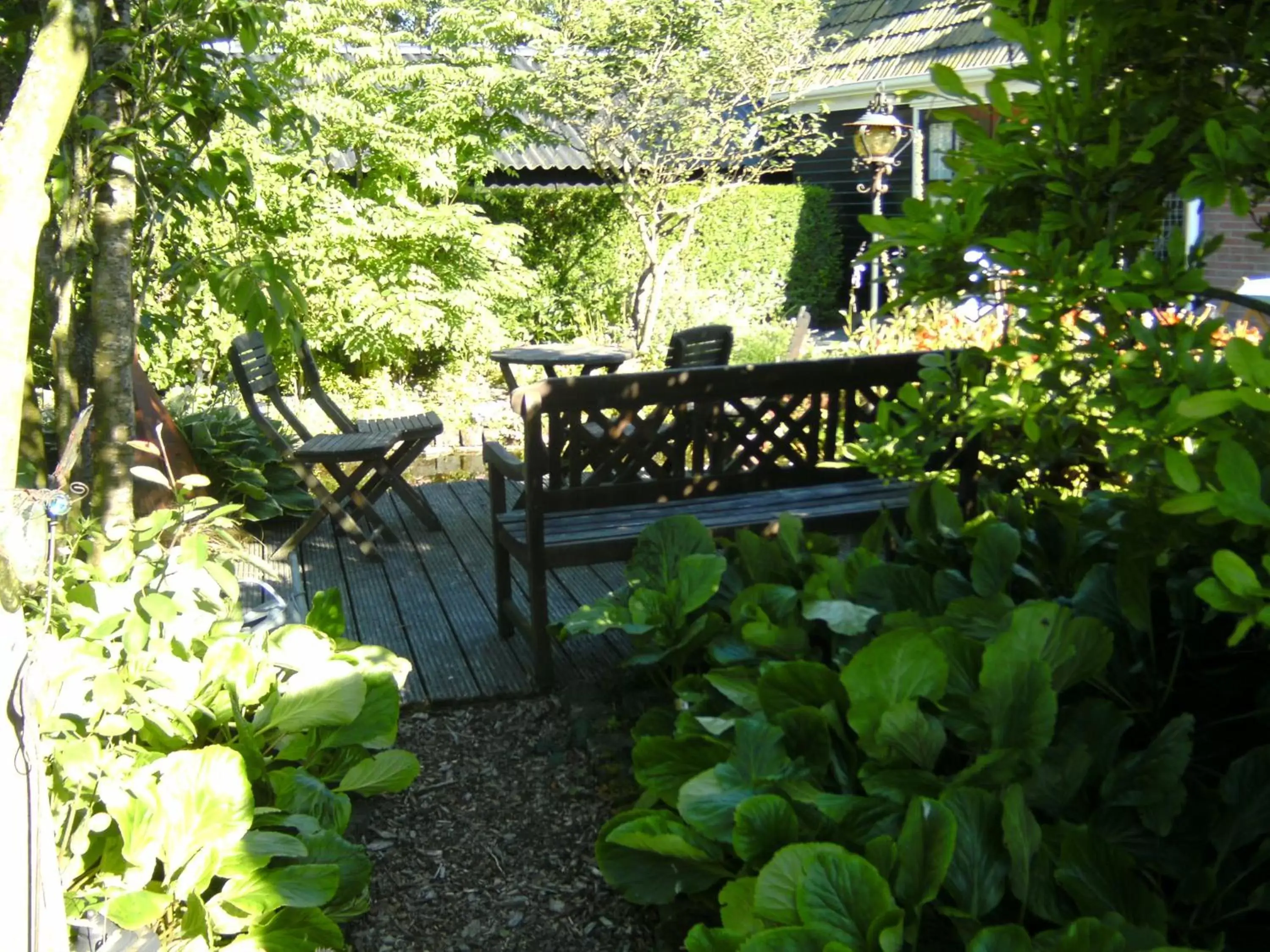 Garden view in 't Laaisterplakky