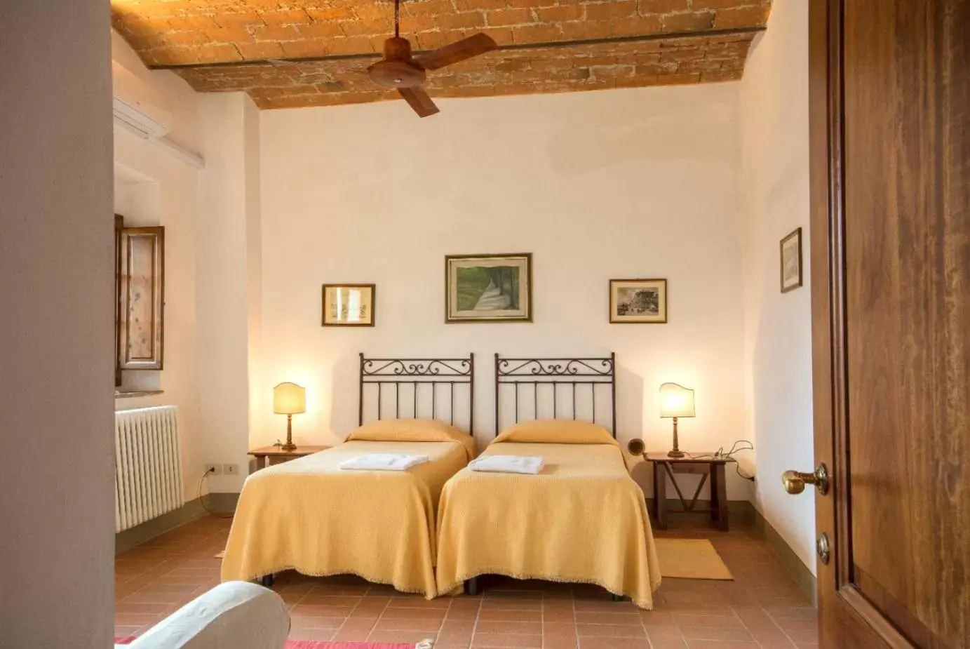 Bed in Borgo Bottaia