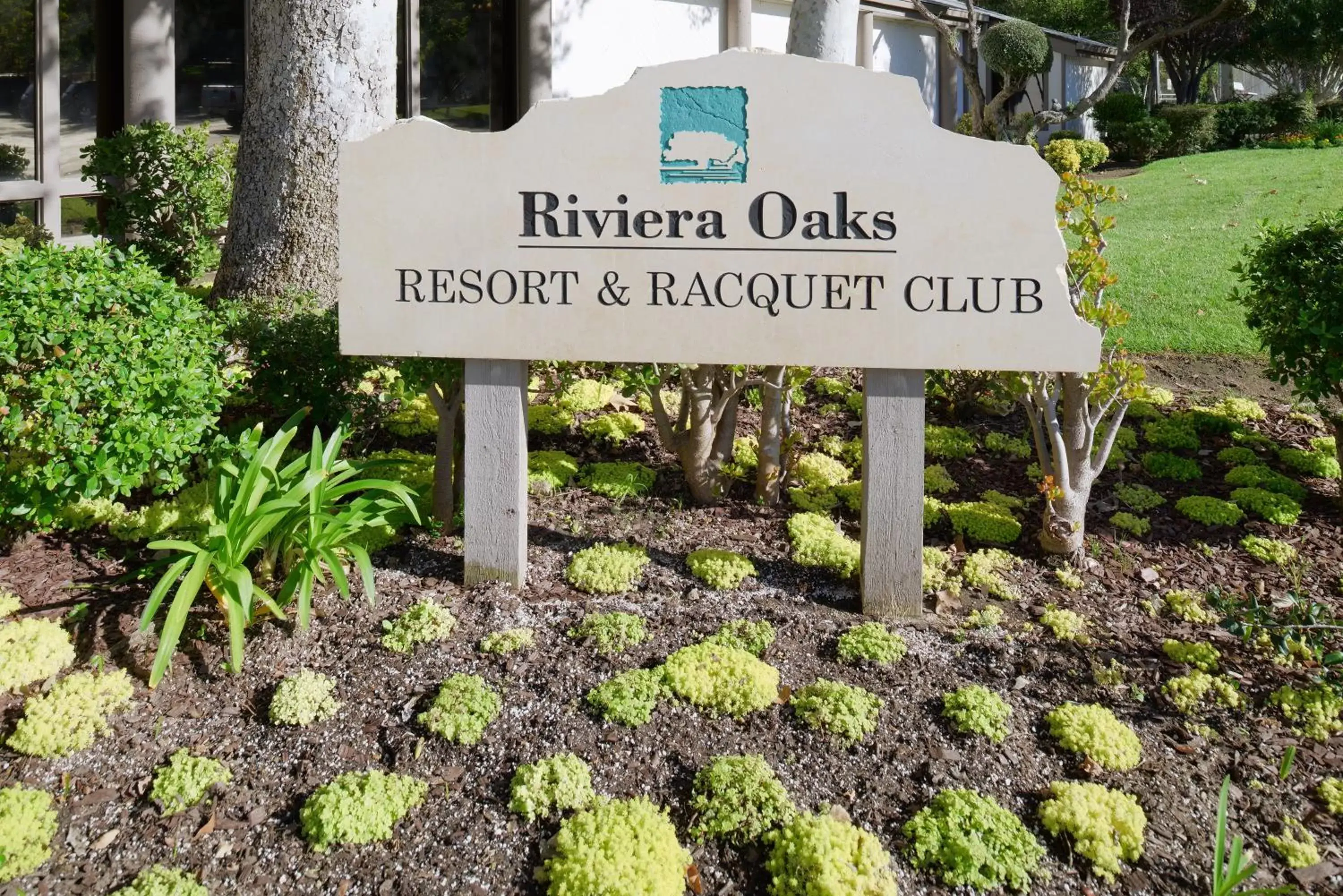Day in Riviera Oaks Resort