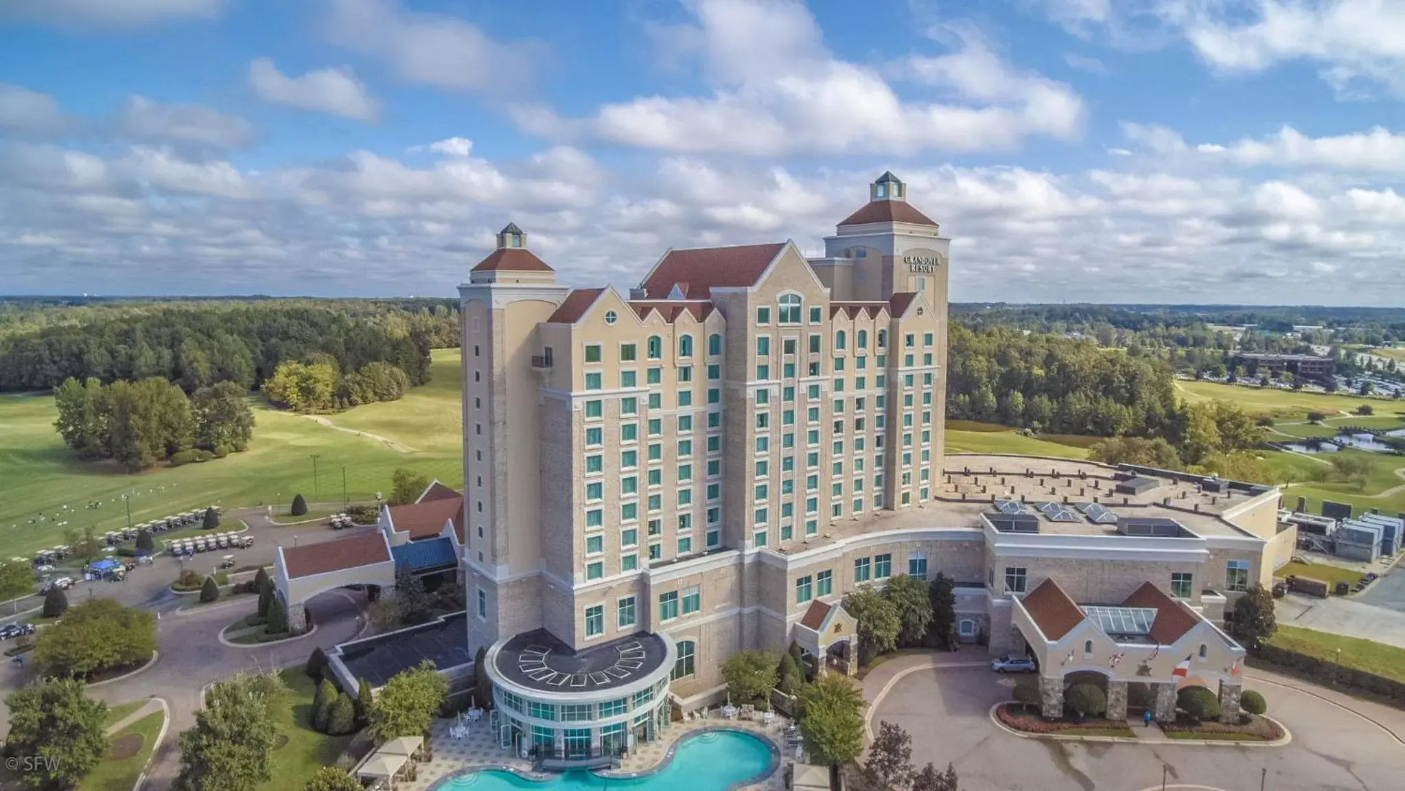 Facade/entrance, Bird's-eye View in Grandover Resort & Spa, a Wyndham Grand Hotel