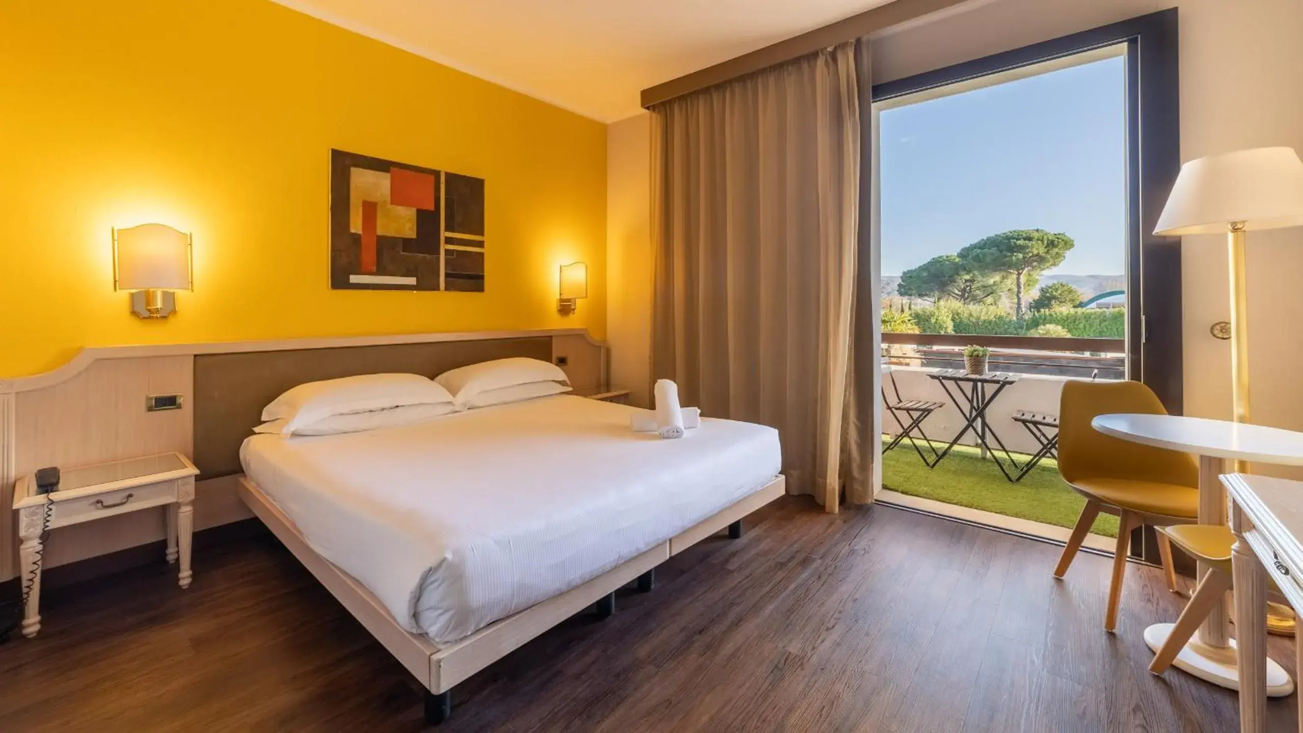 Photo of the whole room, Bed in Hotel Salus Terme