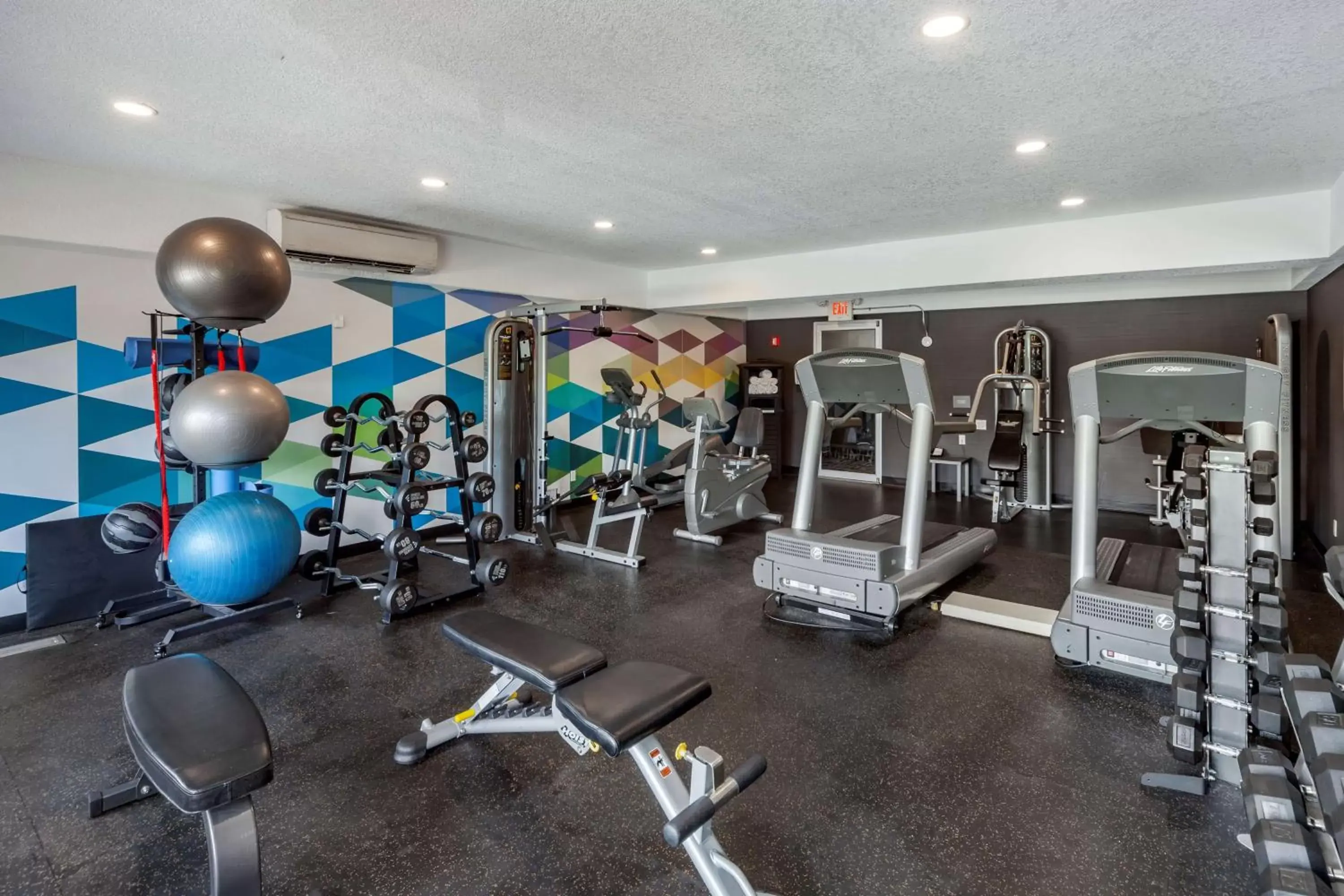 Spa and wellness centre/facilities, Fitness Center/Facilities in Best Western Plus West Edmonton