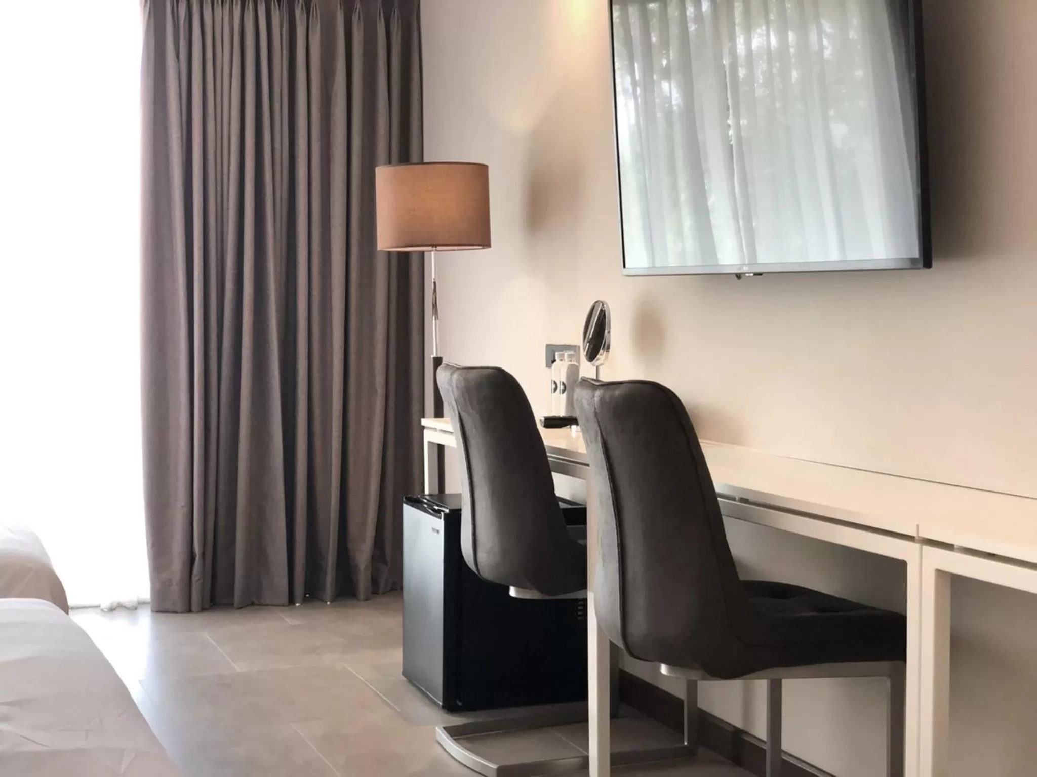 TV and multimedia in POR Daowadung NO PARKING