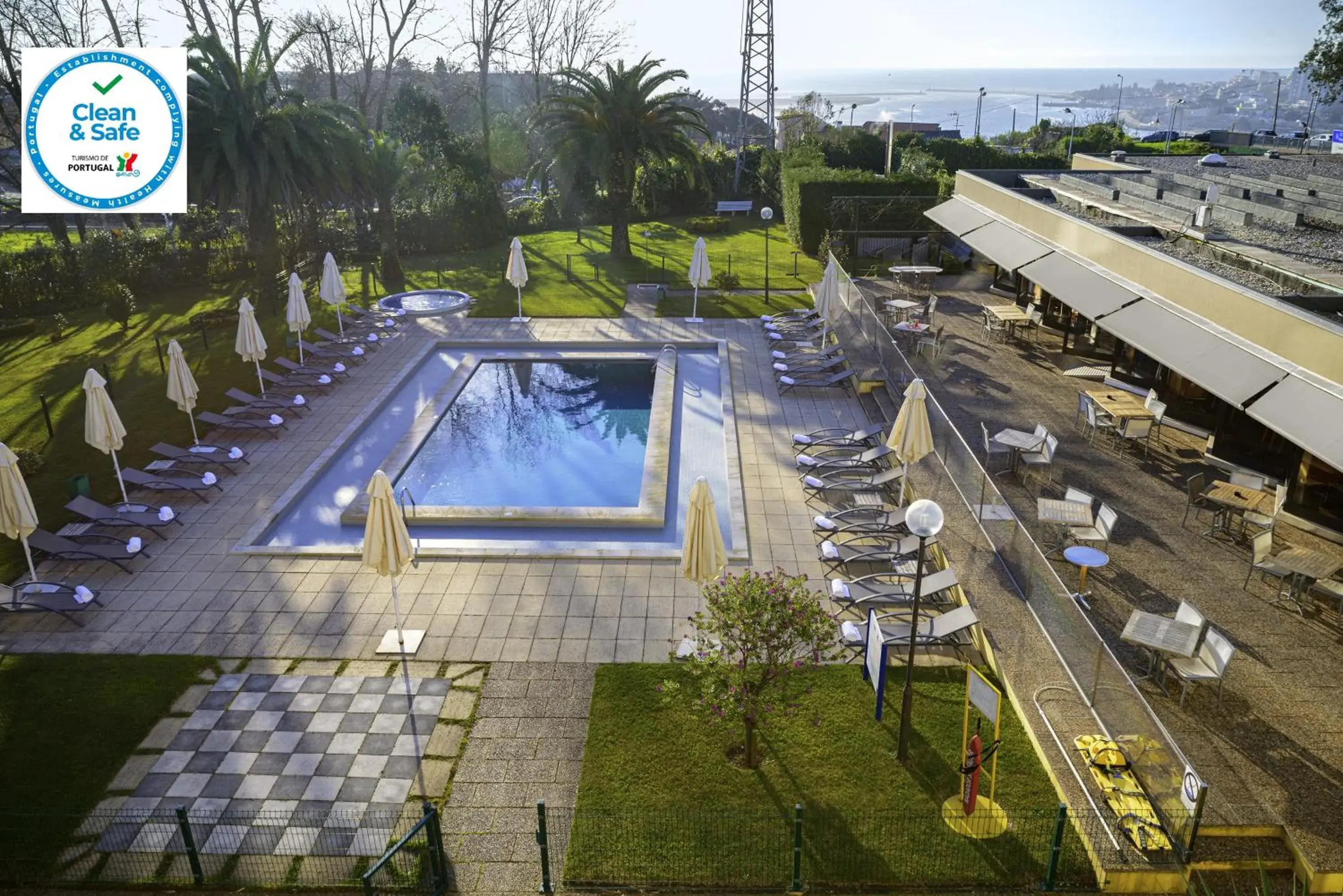 Garden, Pool View in Novotel Porto Gaia