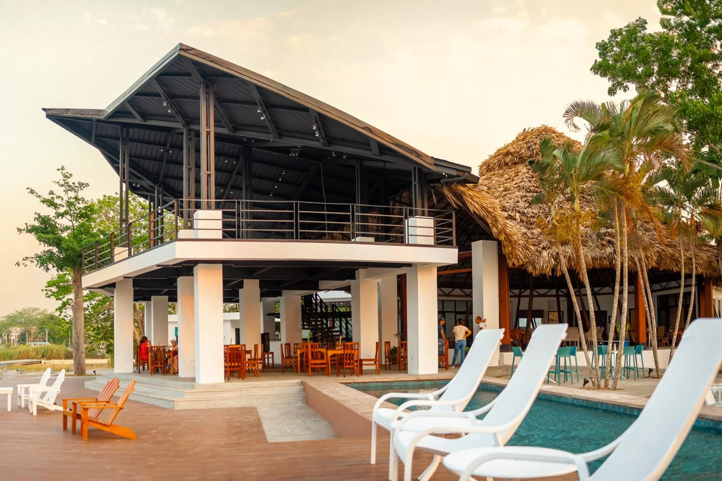 Property building in Hotel Maya Internacional