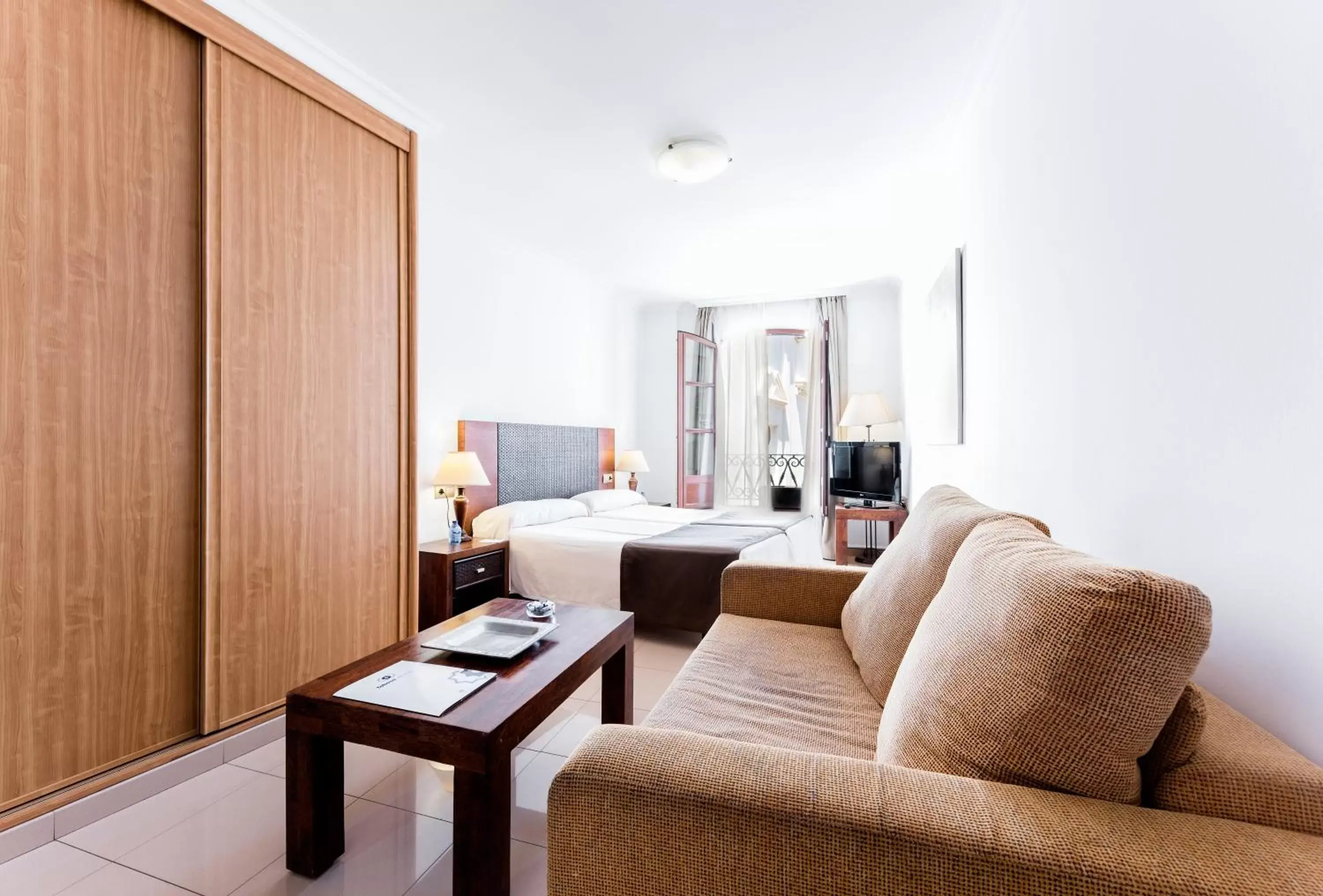 Living room, Seating Area in Toboso Apar - Turis