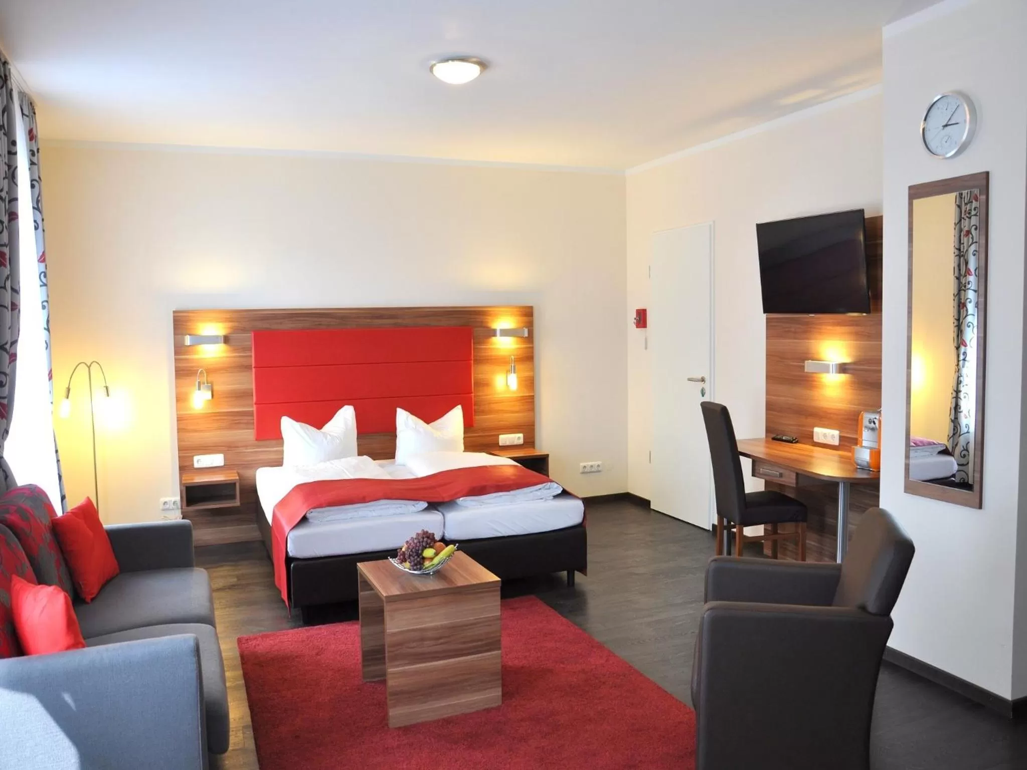 Photo of the whole room, Bed in BATU Apart Hotel