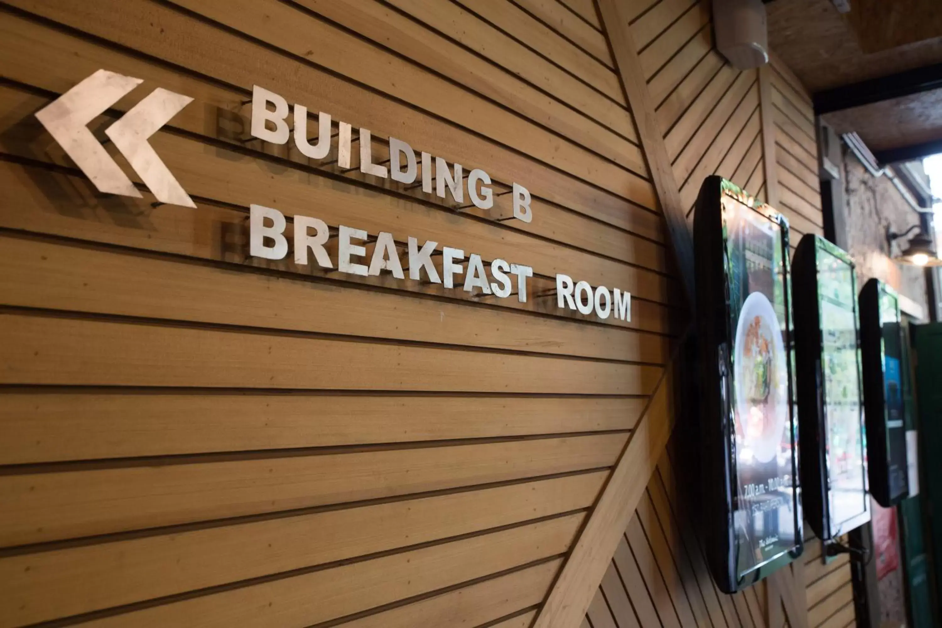 Restaurant/places to eat in Botanic Service Room at Impact Muangthongthani - SHA Certified Restaurant/places to eat in Botanic Service Room at Impact Muangthongthani - SHA Certified