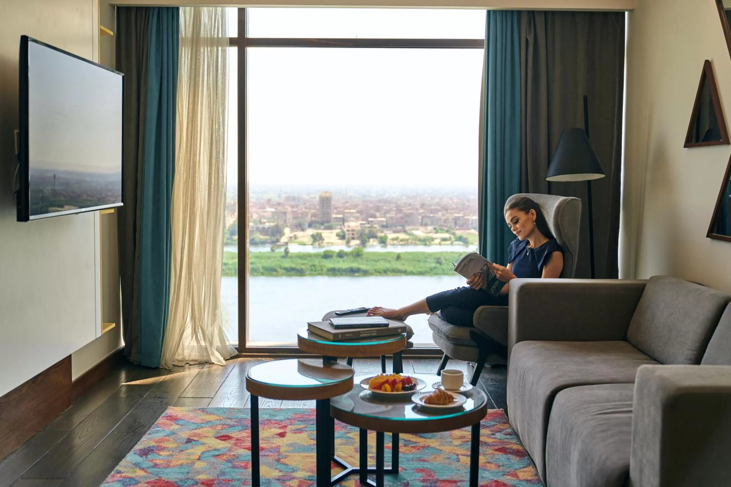 Living room in Holiday Inn & Suites - Cairo Maadi by IHG