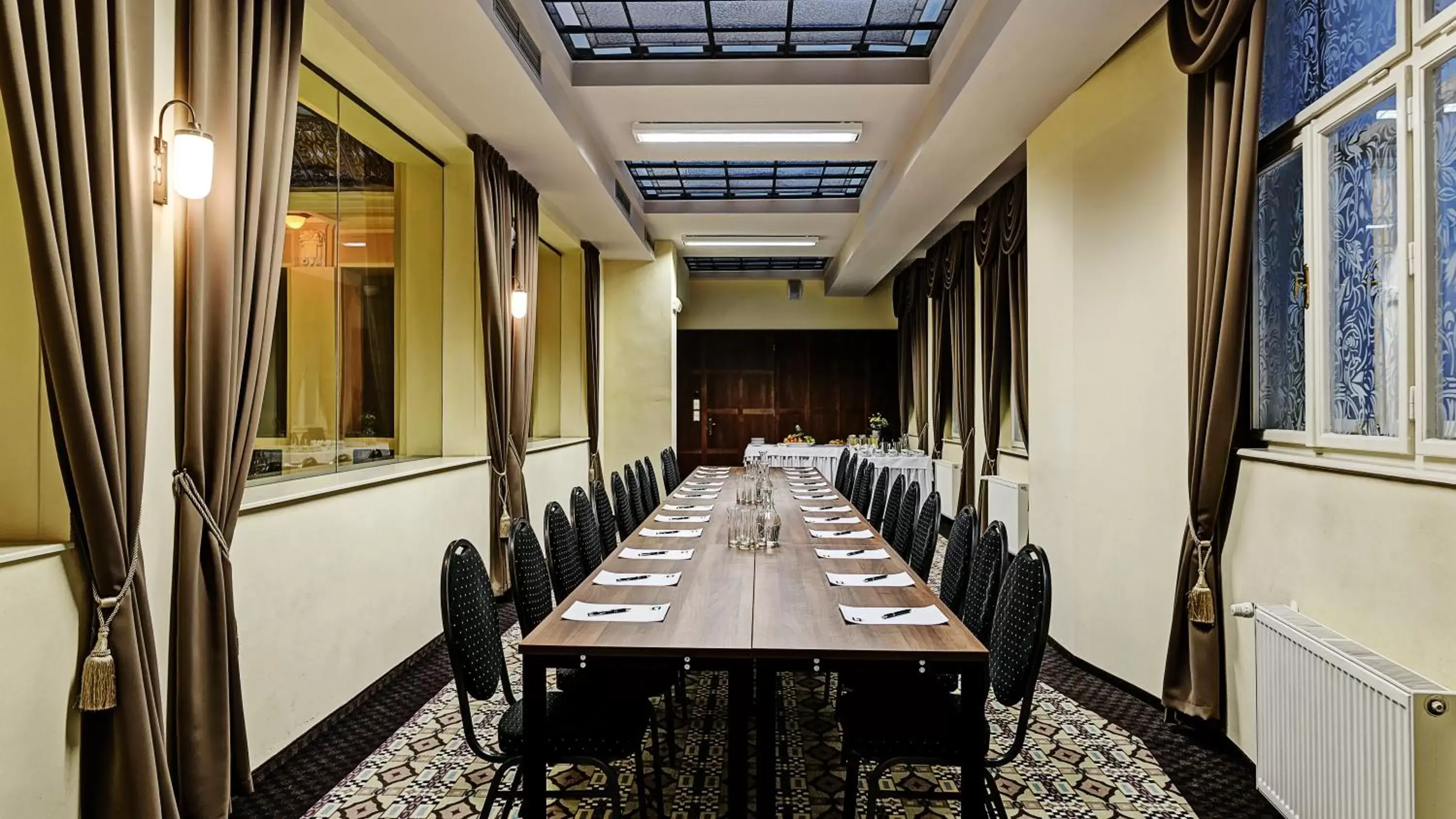 Banquet/Function facilities in Grandezza Hotel Luxury Palace