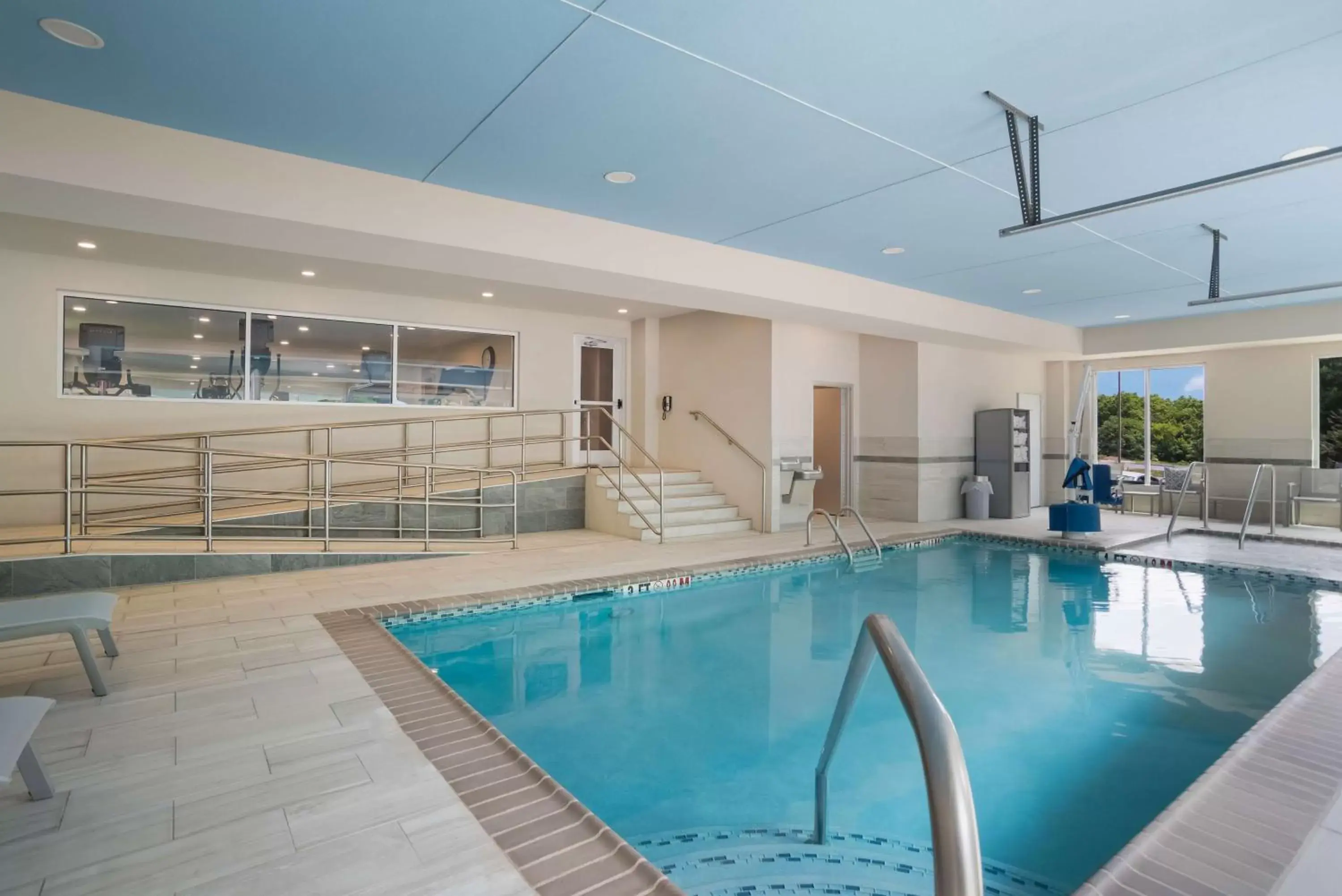 Pool view, Swimming Pool in SureStay Plus Hotel by Best Western Elizabethtown Hershey