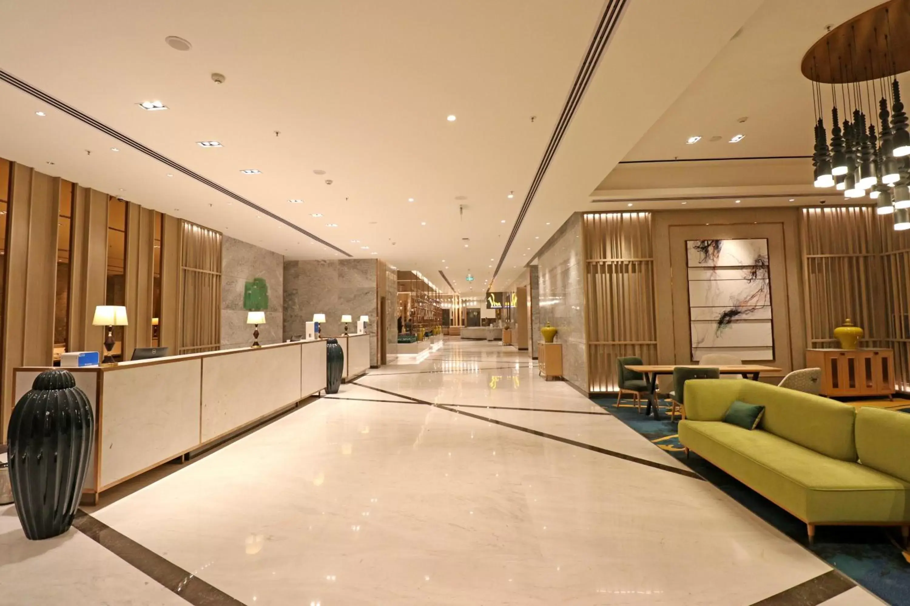 Property building, Lobby/Reception in Holiday Inn Chandigarh Zirakpur, an IHG Hotel