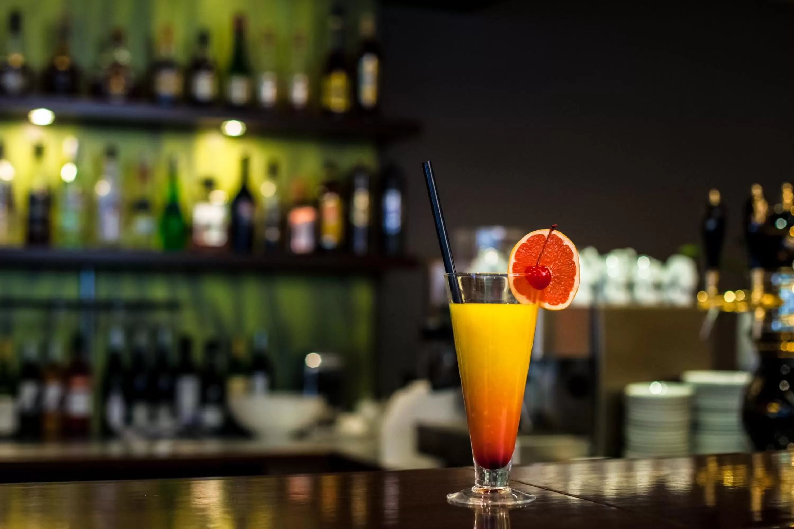 Restaurant/places to eat in Hotel Tigra