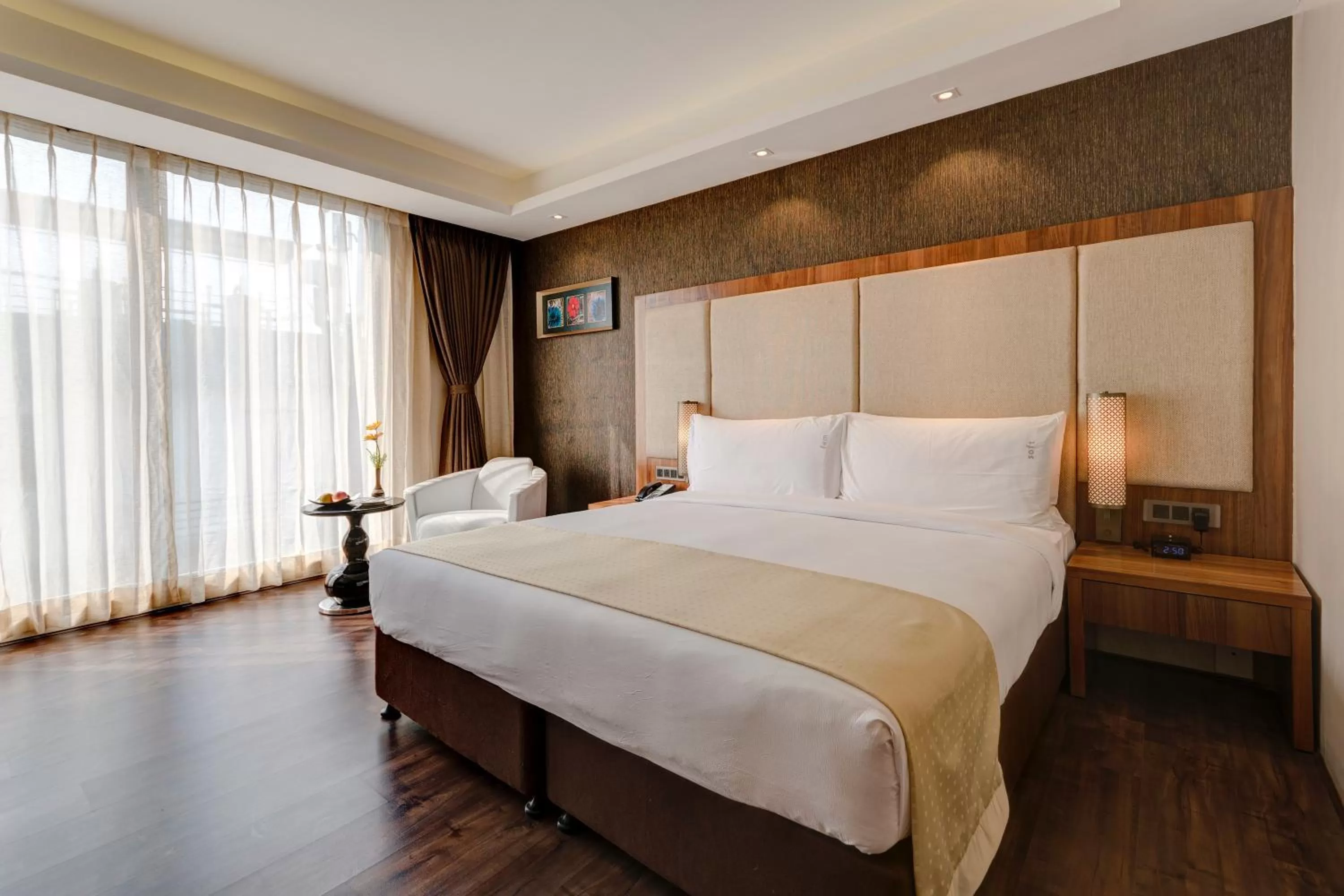 Bedroom, Bed in Holiday Inn Kolkata Airport by IHG