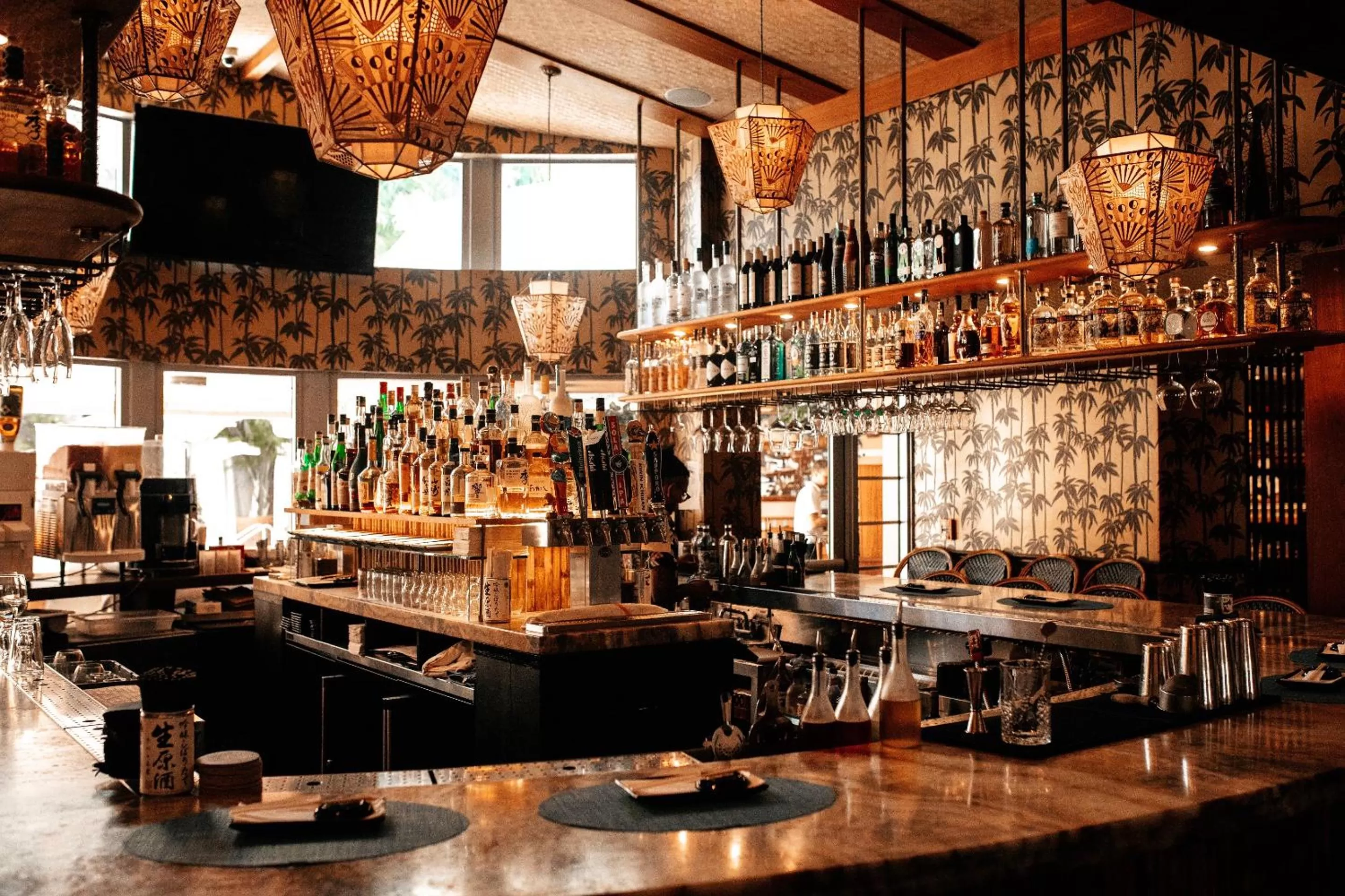 Lounge or bar in The Plymouth South Beach