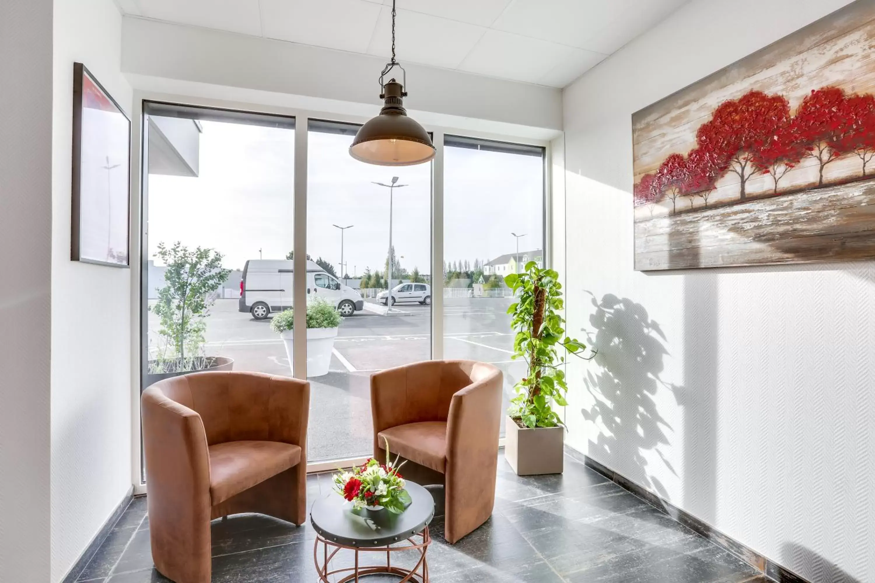 Lobby or reception in The Originals City, Hôtel Caen Mémorial Lobby or reception in The Originals City, Hôtel Caen Mémorial