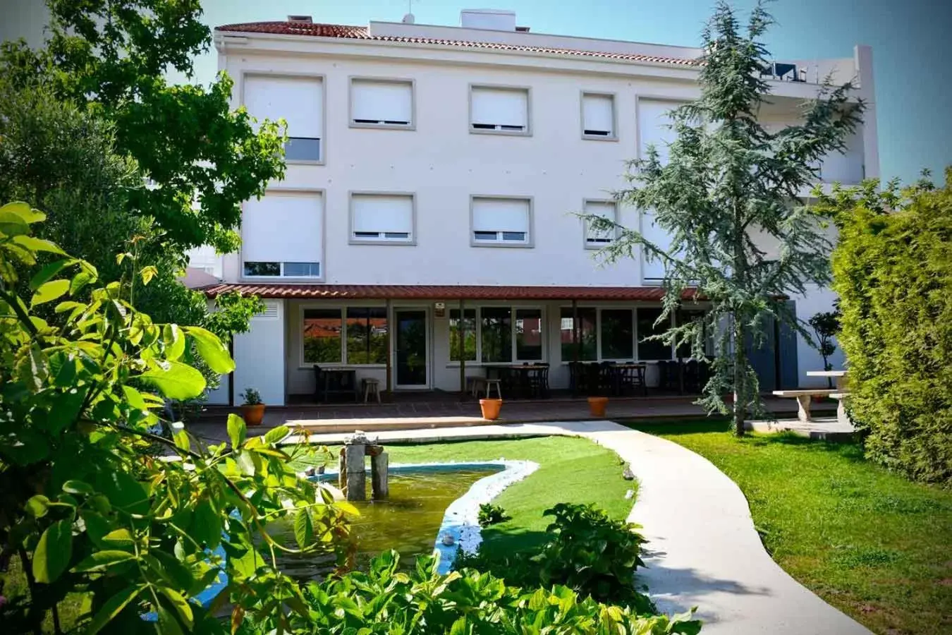 Garden, Property Building in Pincheiro Apartamentos Turísticos