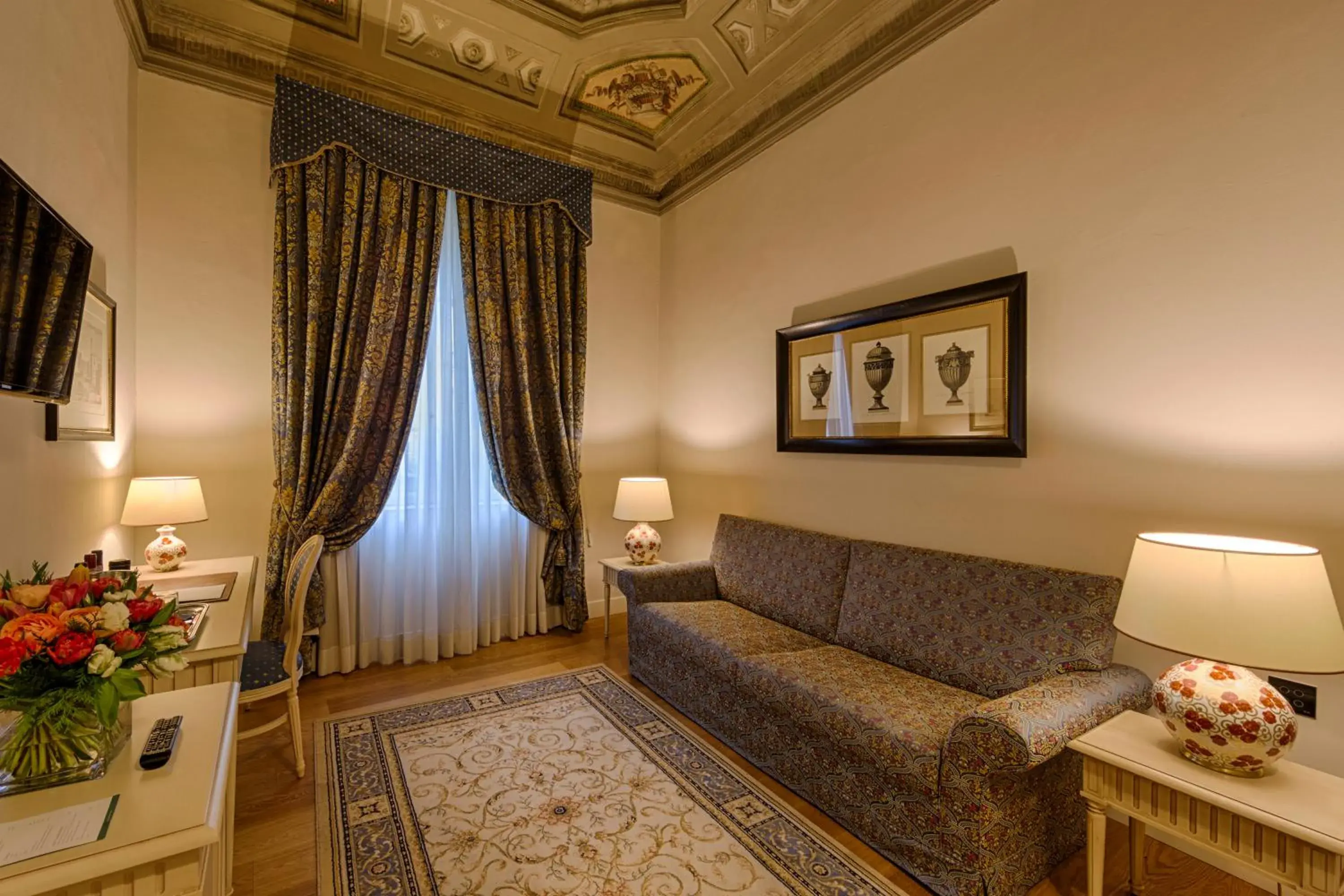 Living room, Seating Area in Palazzo Guicciardini