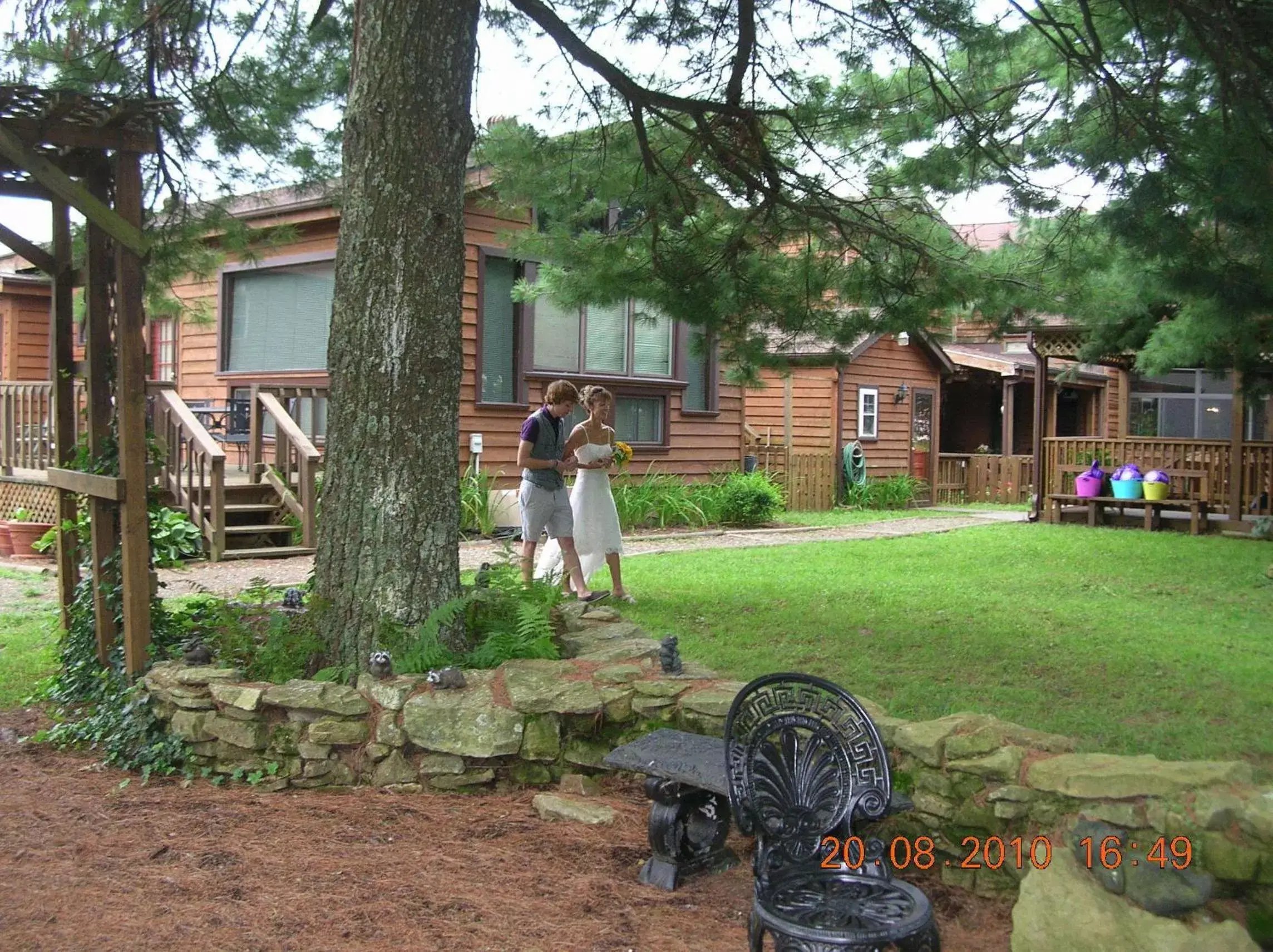 People in Bent Mountain Lodge Bed And Breakfast, Inc.