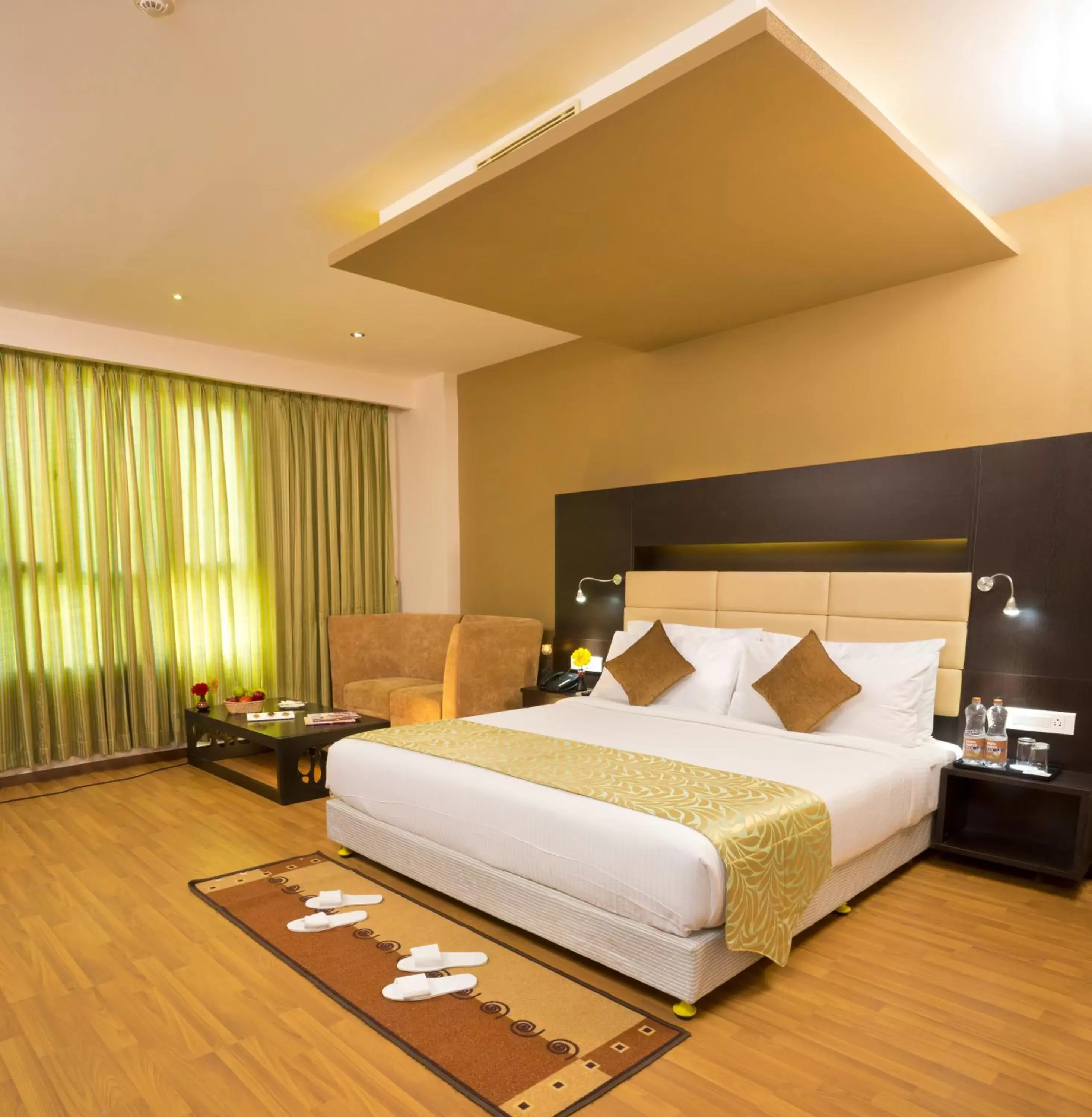 Bed in Poppys Hotel Madurai