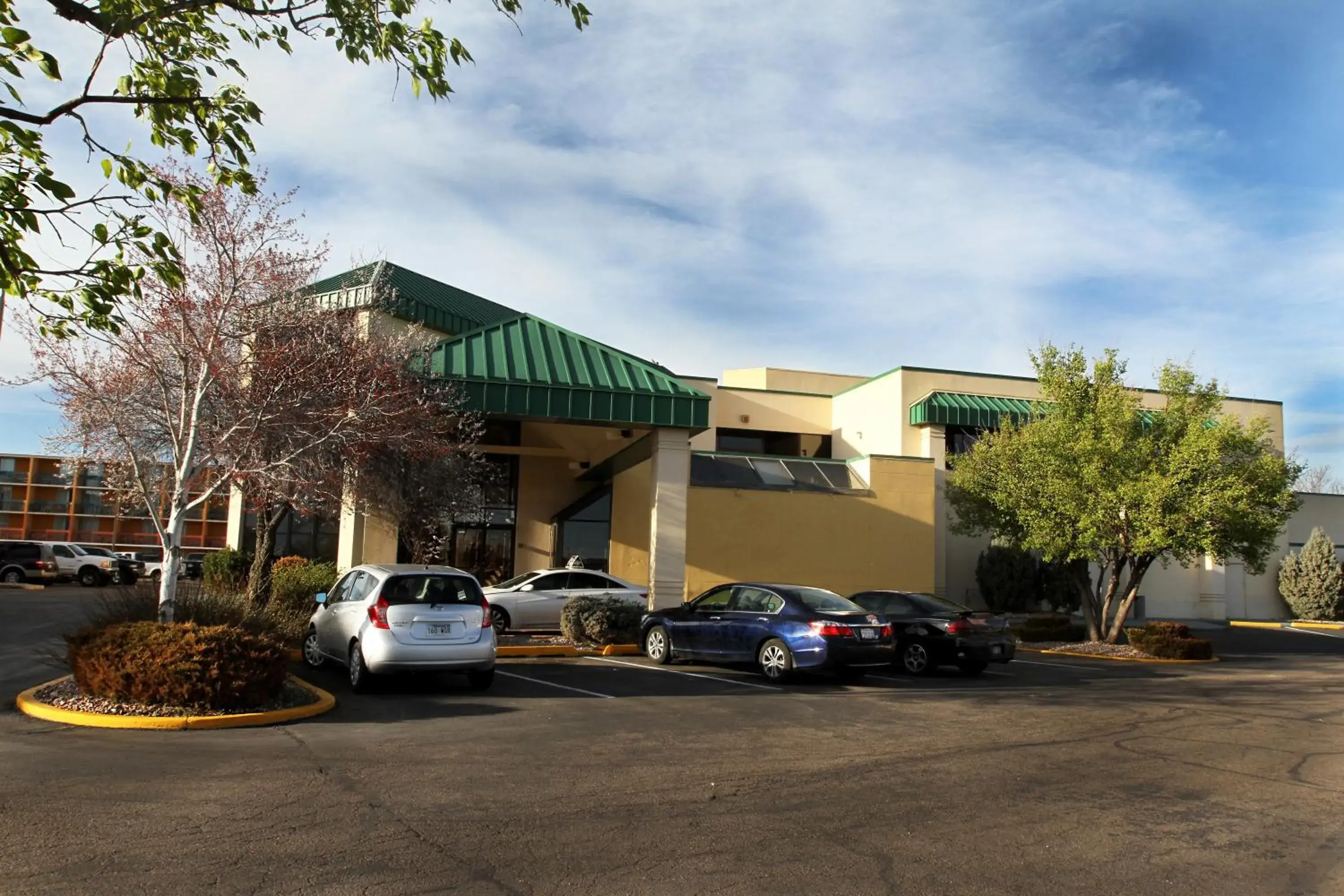 Facade/entrance in Quality Inn & Suites Fort Collins