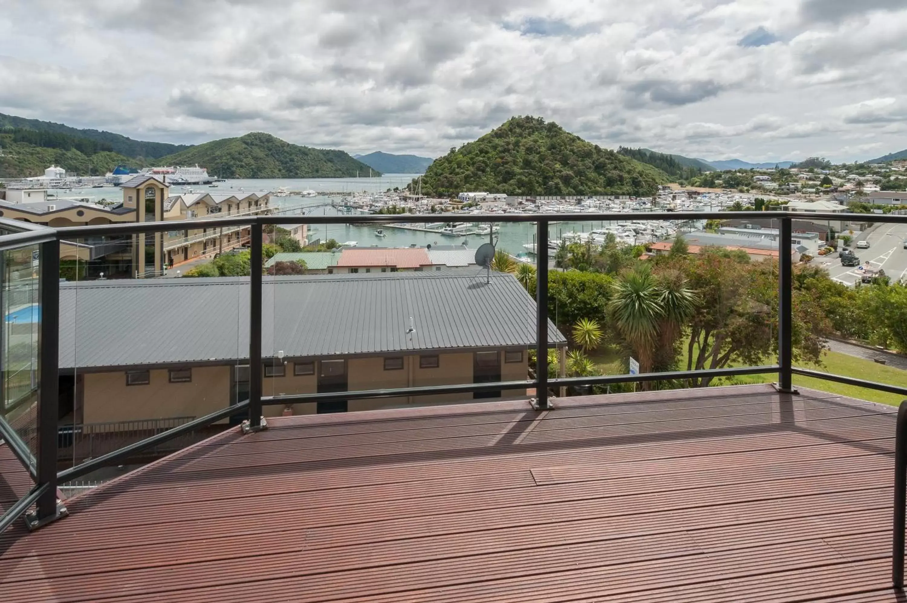 Balcony/Terrace in Harbour View Motel