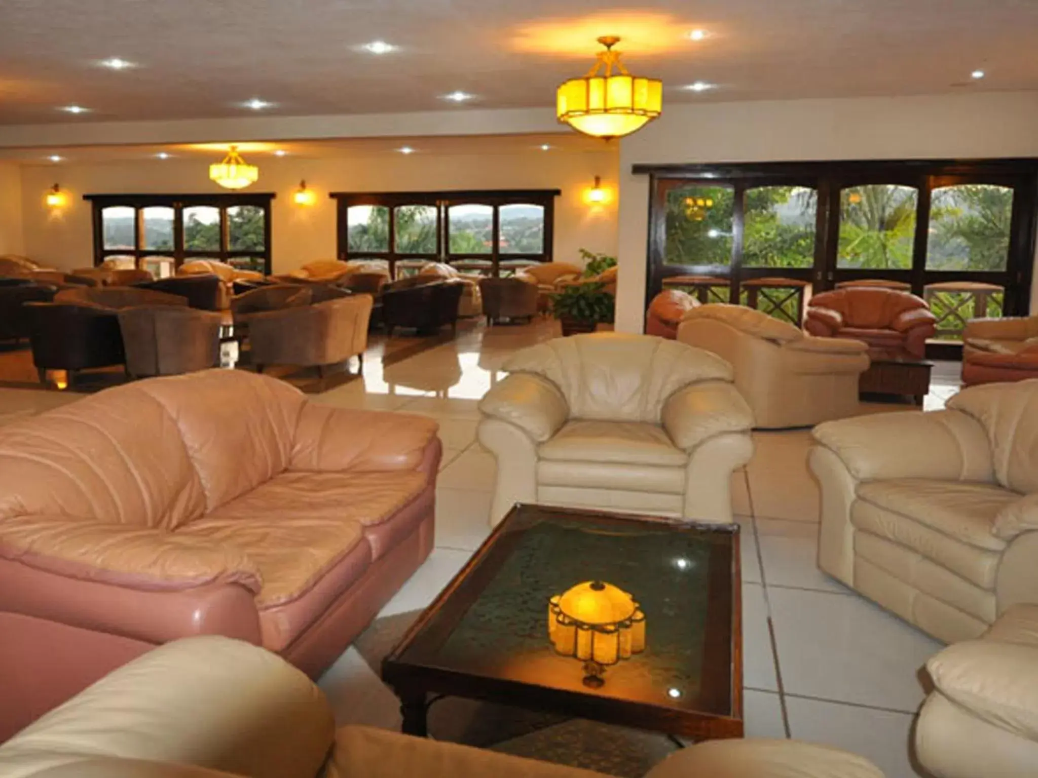 Dining area in Jinja Nile Resort