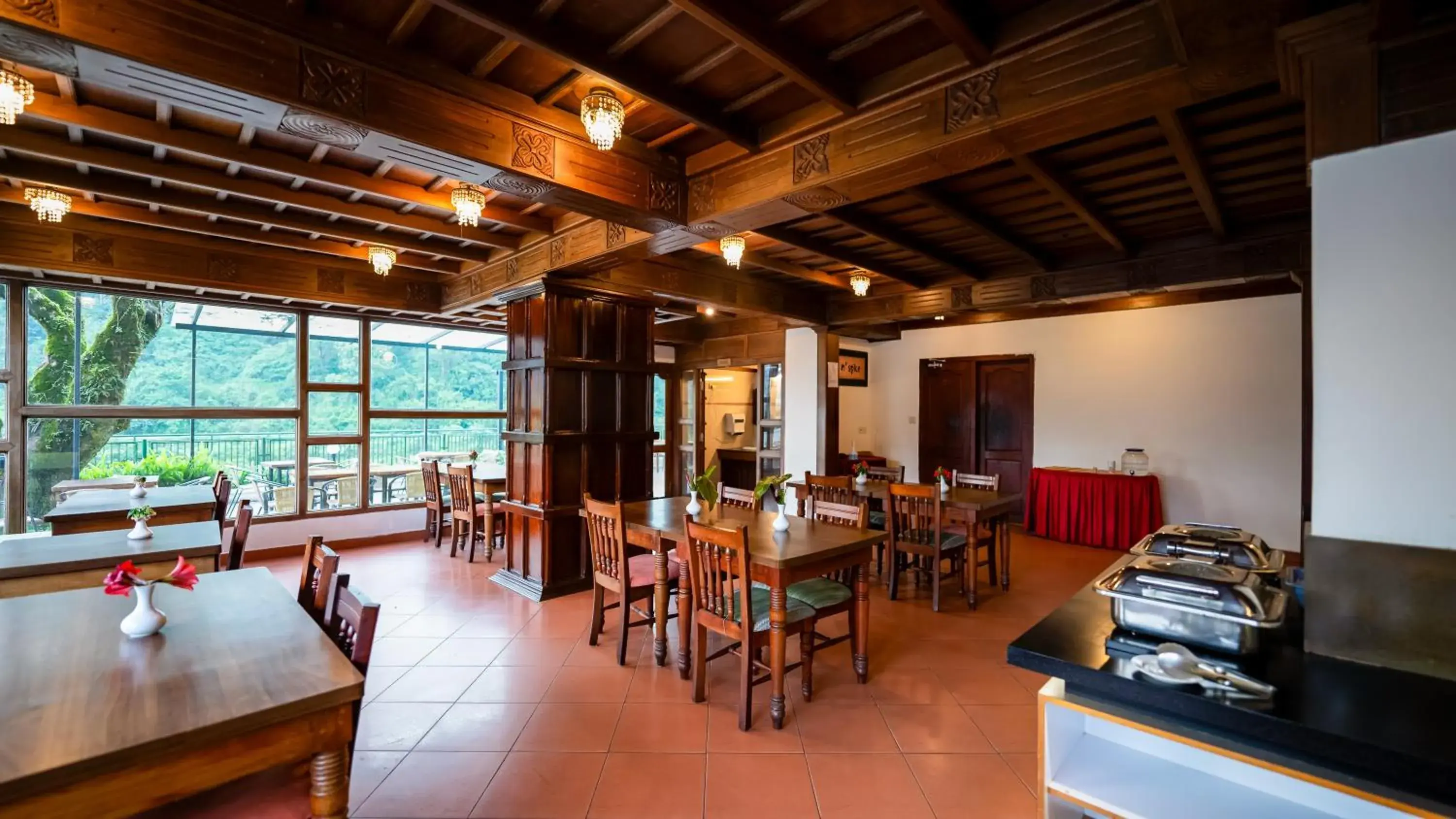 Restaurant/places to eat in Westwood Riverside Restaurant/places to eat in Westwood Riverside