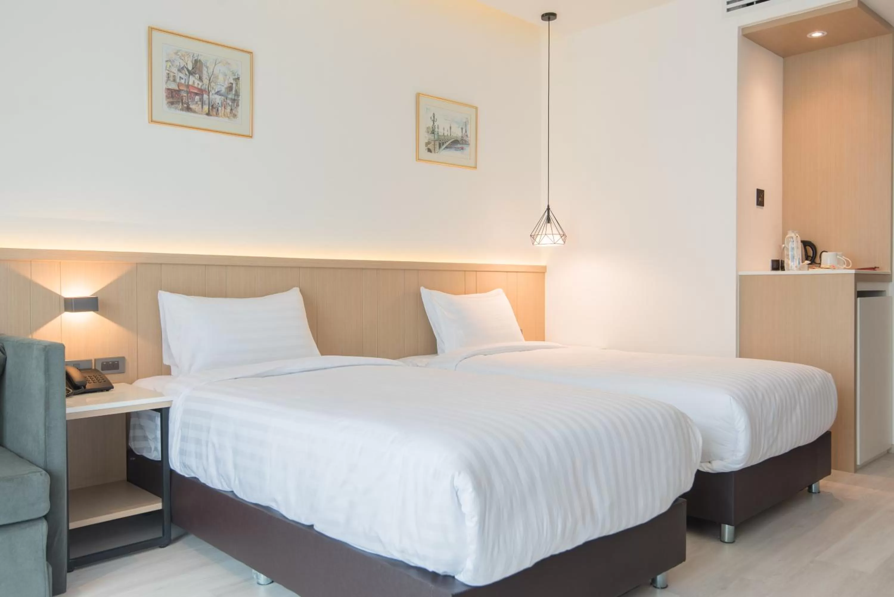 Bed in Madison Bangkok Hotel