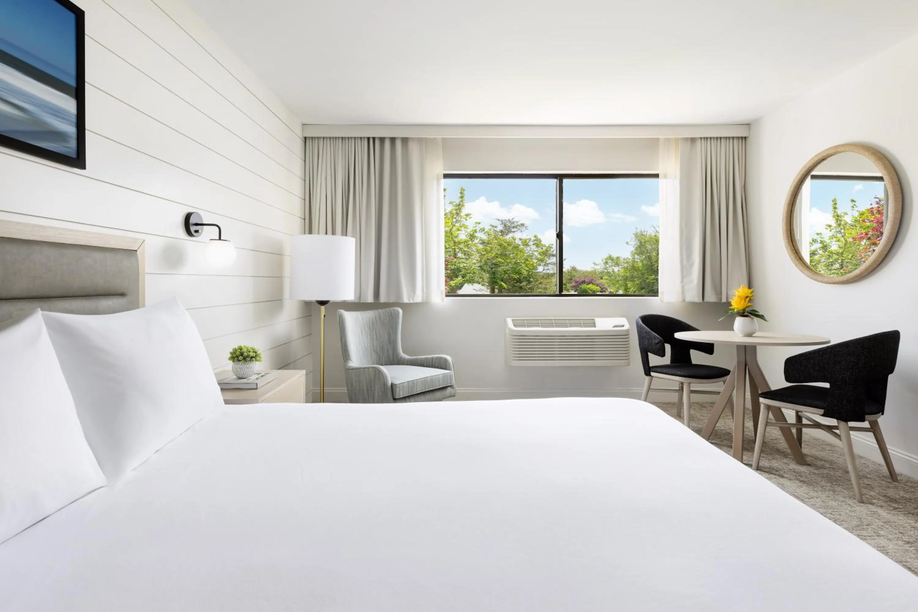 Bed in The Pell, Part of JdV by Hyatt