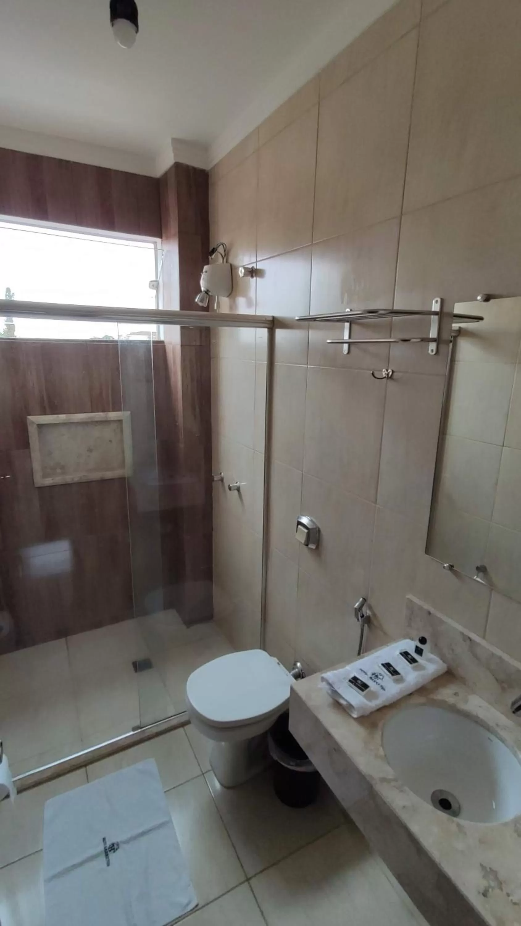 Bathroom in Hotel Barretos