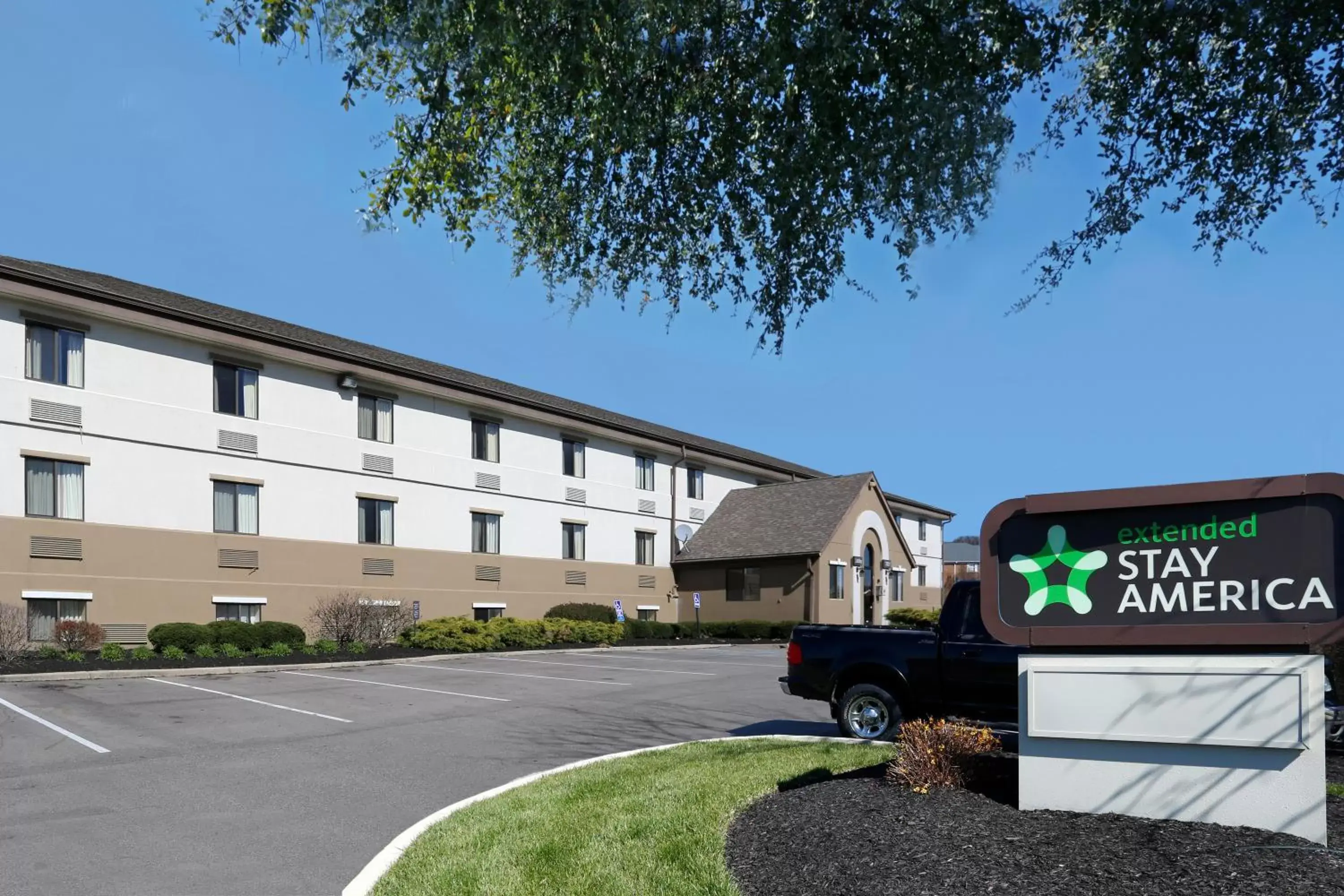 Property building in Extended Stay America Suites - Dayton - South