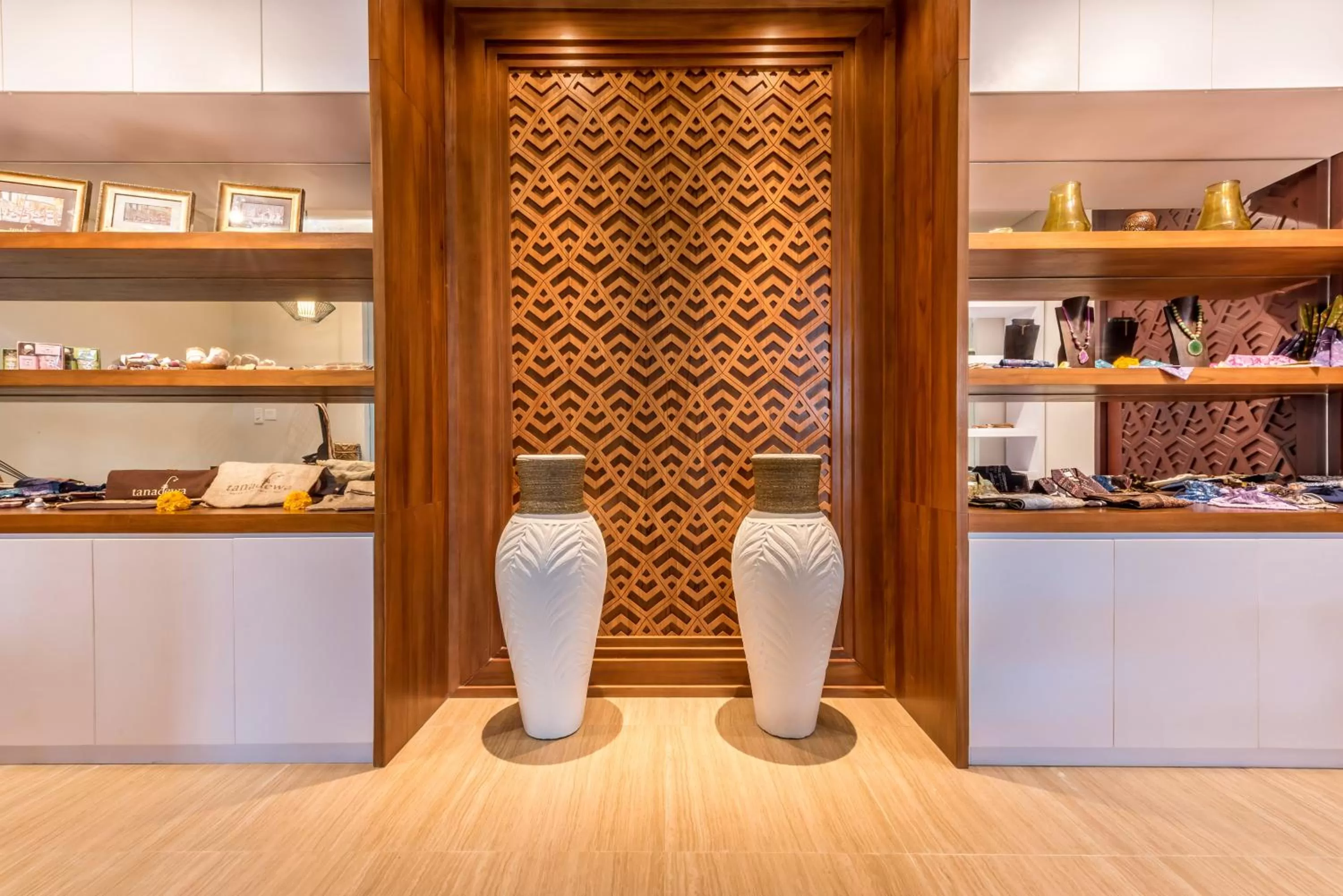 Shopping Area in tanadewa Resort Ubud Bali by Cross Collection