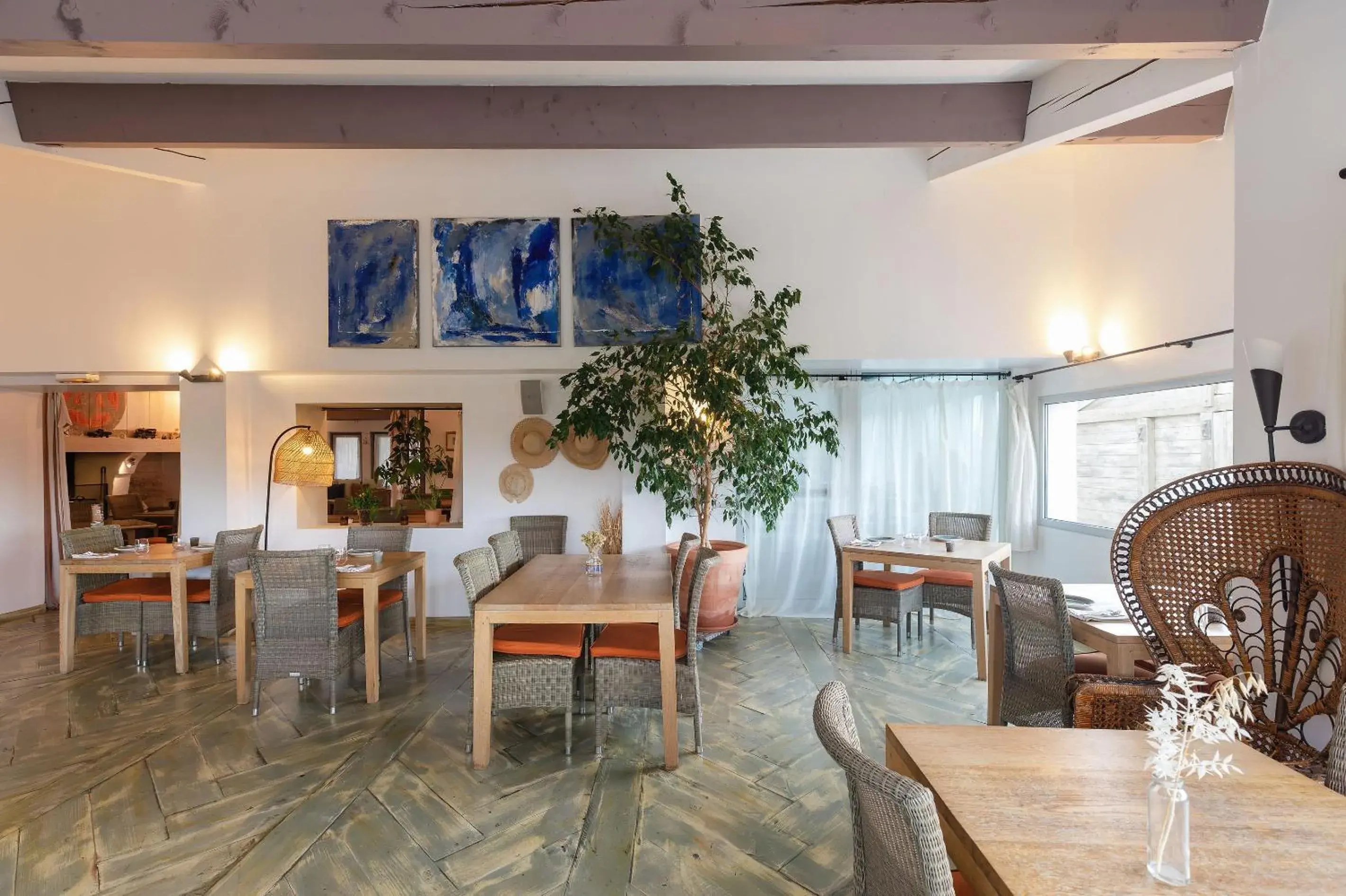 Restaurant/Places to Eat in Hotel Restaurant Les Arnelles