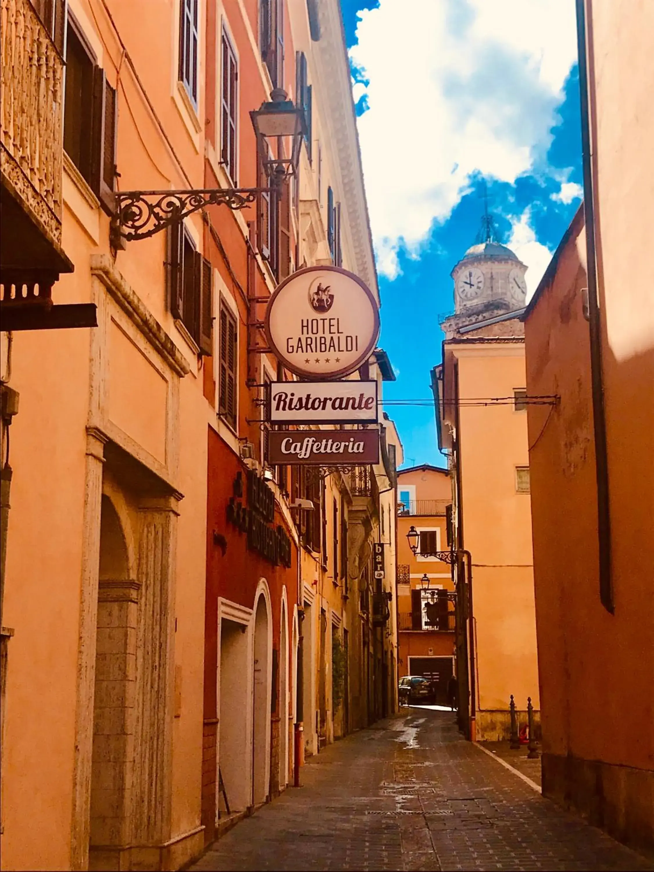 Facade/entrance, Neighborhood in Hotel Ristorante Garibaldi