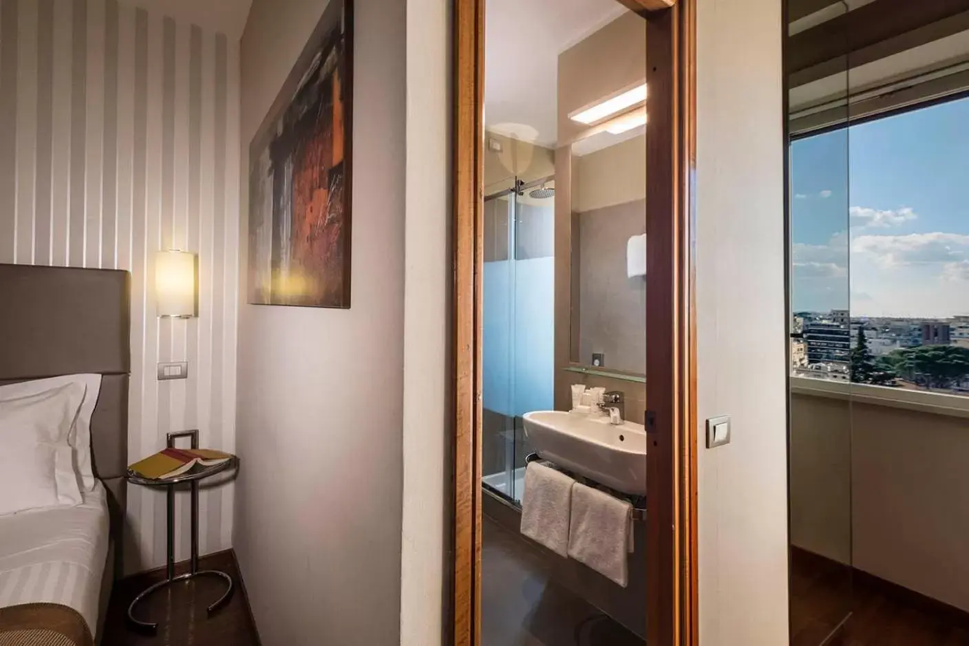 Shower, Bathroom in Best Western Hotel Piccadilly