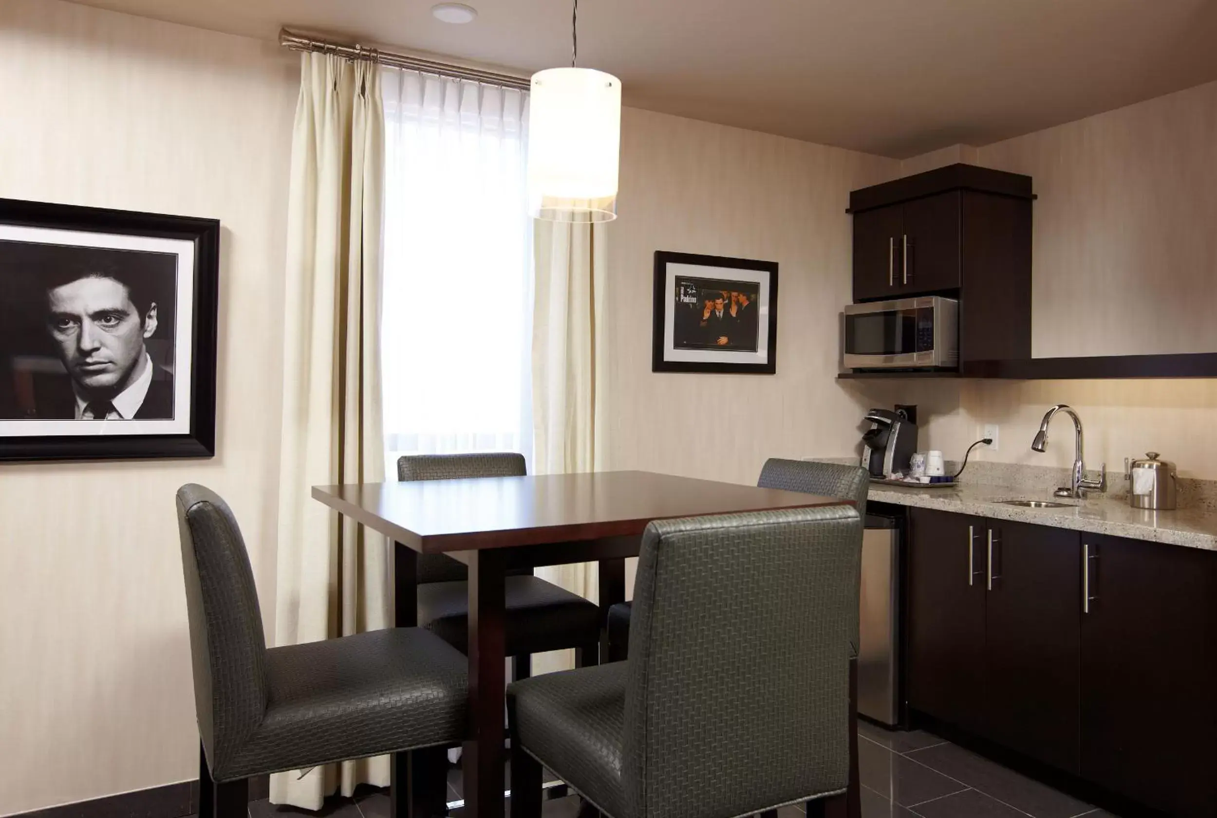 Coffee/tea facilities, Dining Area in Hotel C by Carmen's, BW Premier Collection