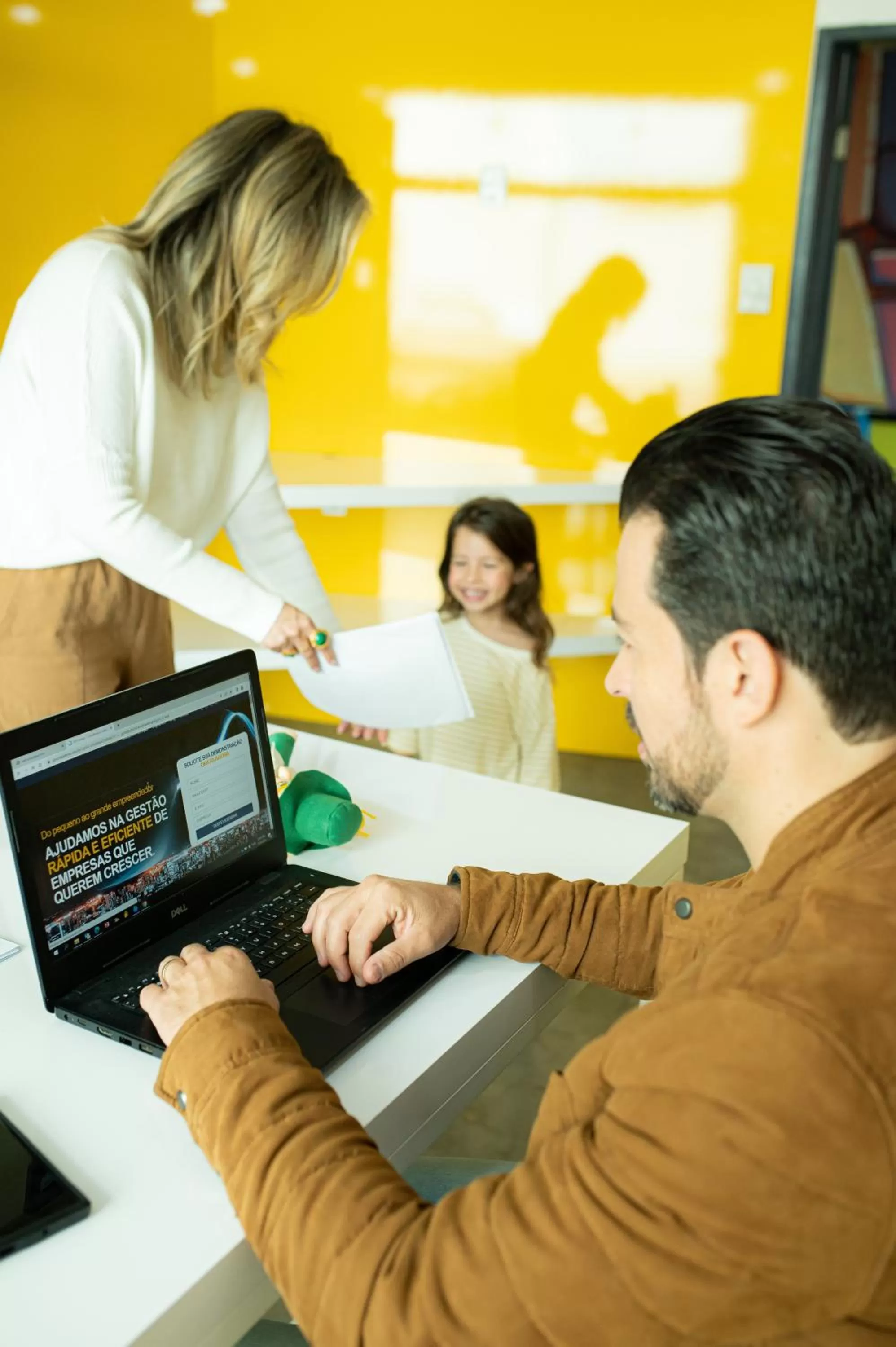 People in ibis Taubate