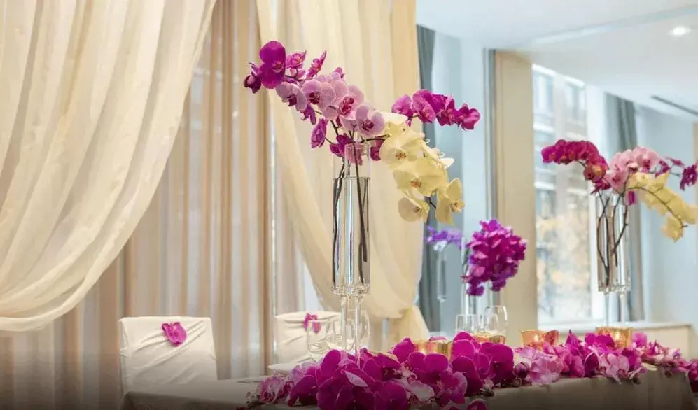 wedding, Banquet Facilities in The Chicago Hotel Collection Magnificent Mile