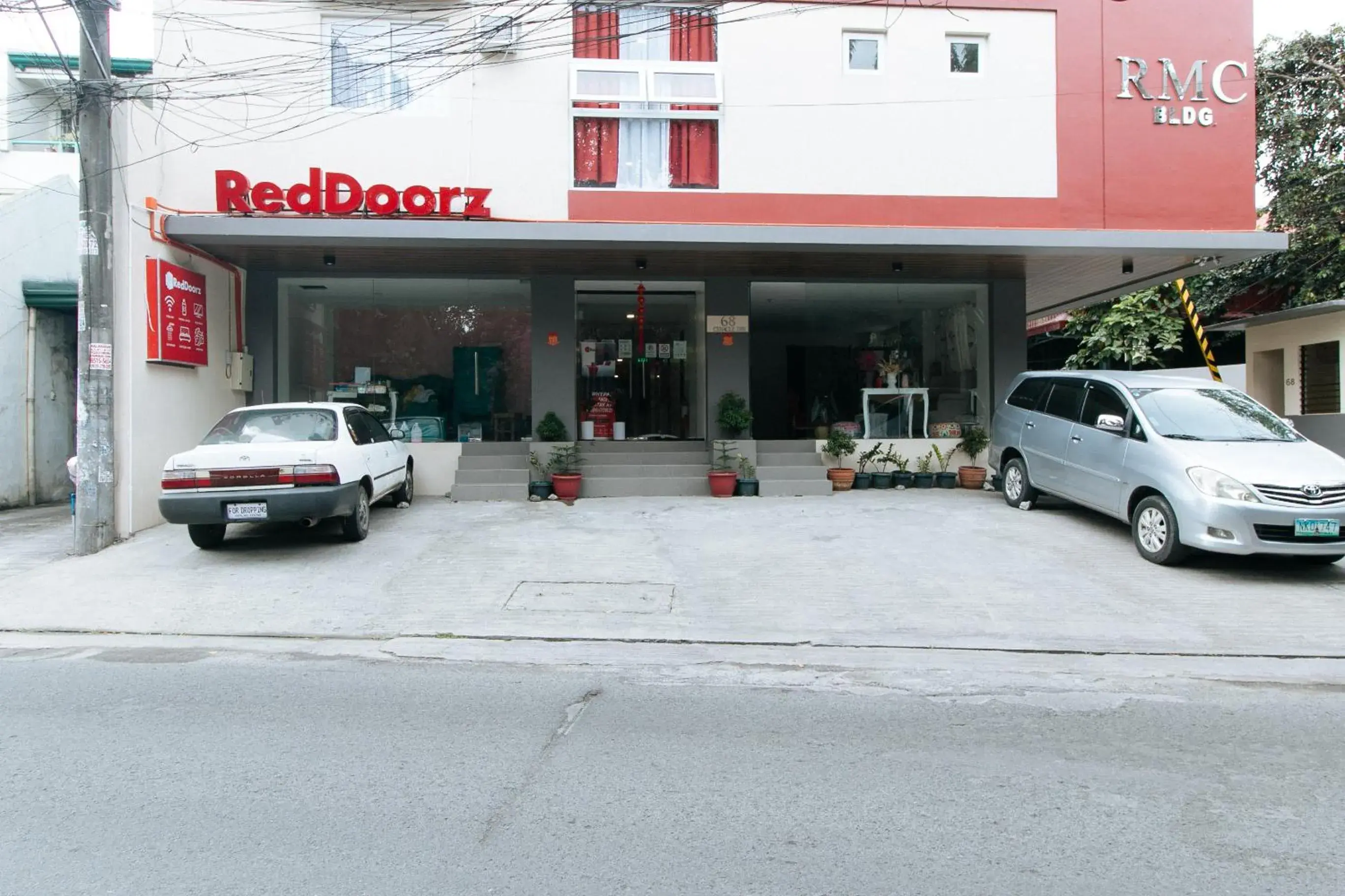Property building in RedDoorz near Fernwoods Garden Quezon City