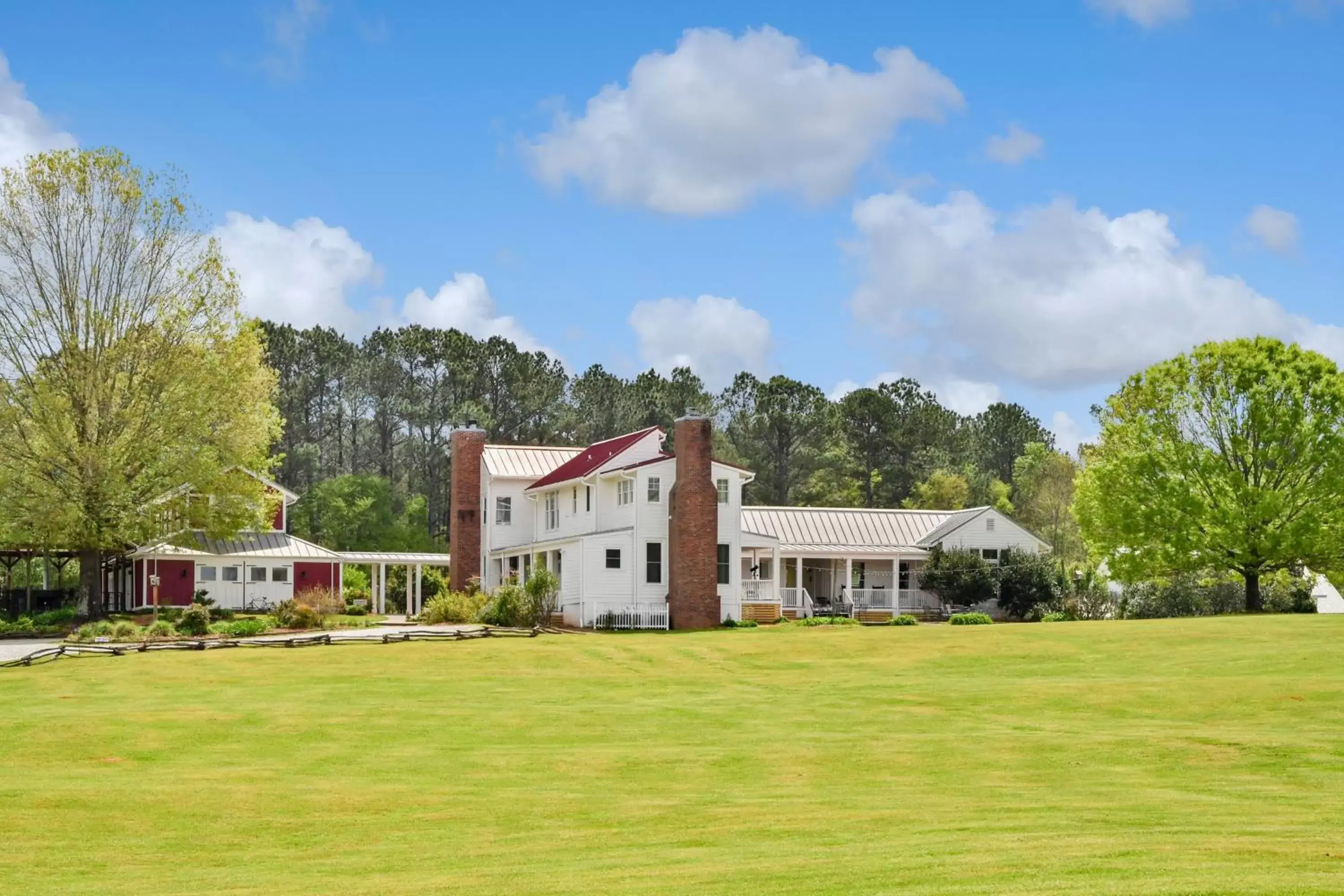 Property Building in The Farmhouse Inn