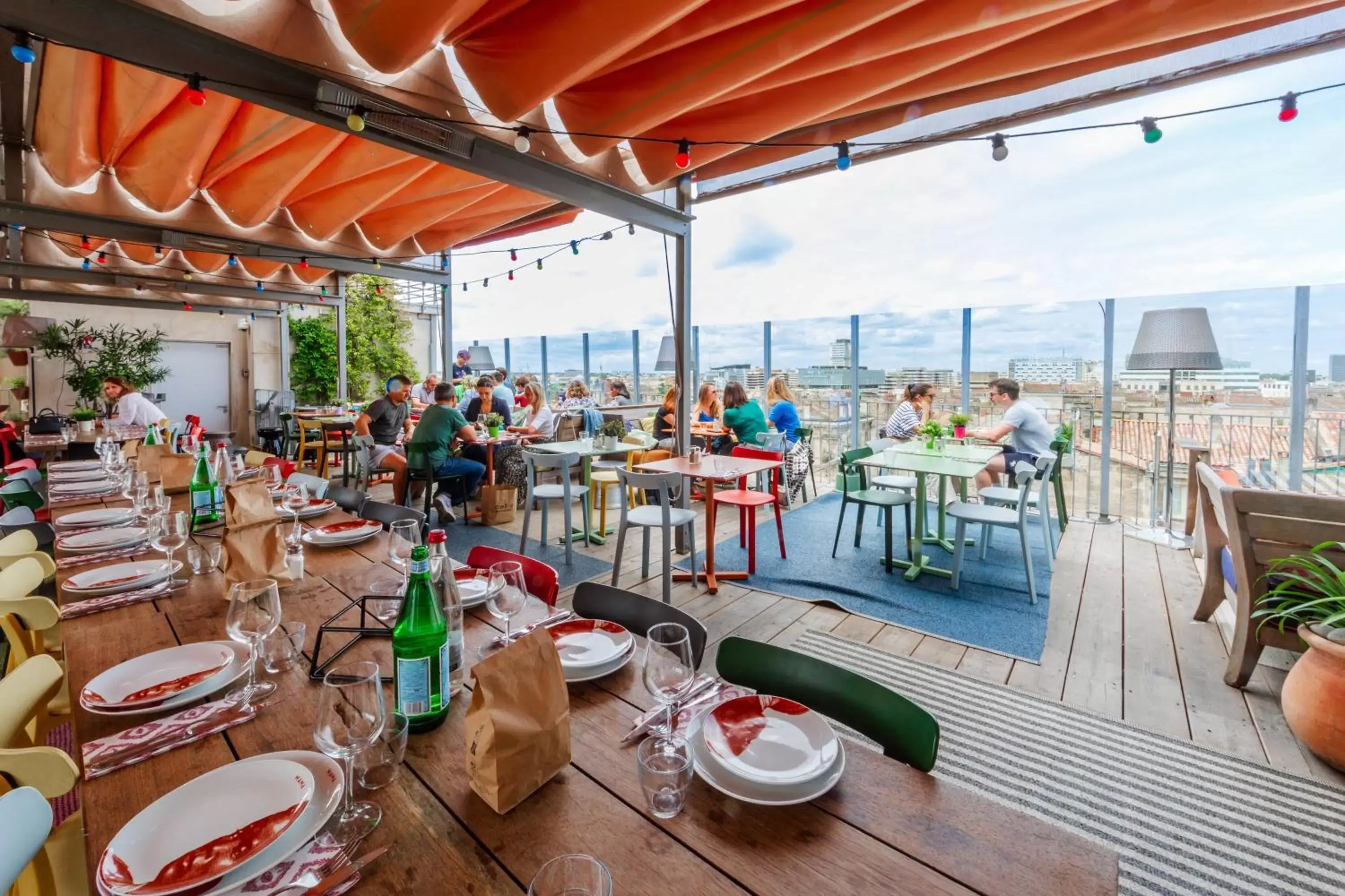 Balcony/Terrace, Restaurant/Places to Eat in Mama Shelter Bordeaux Centre